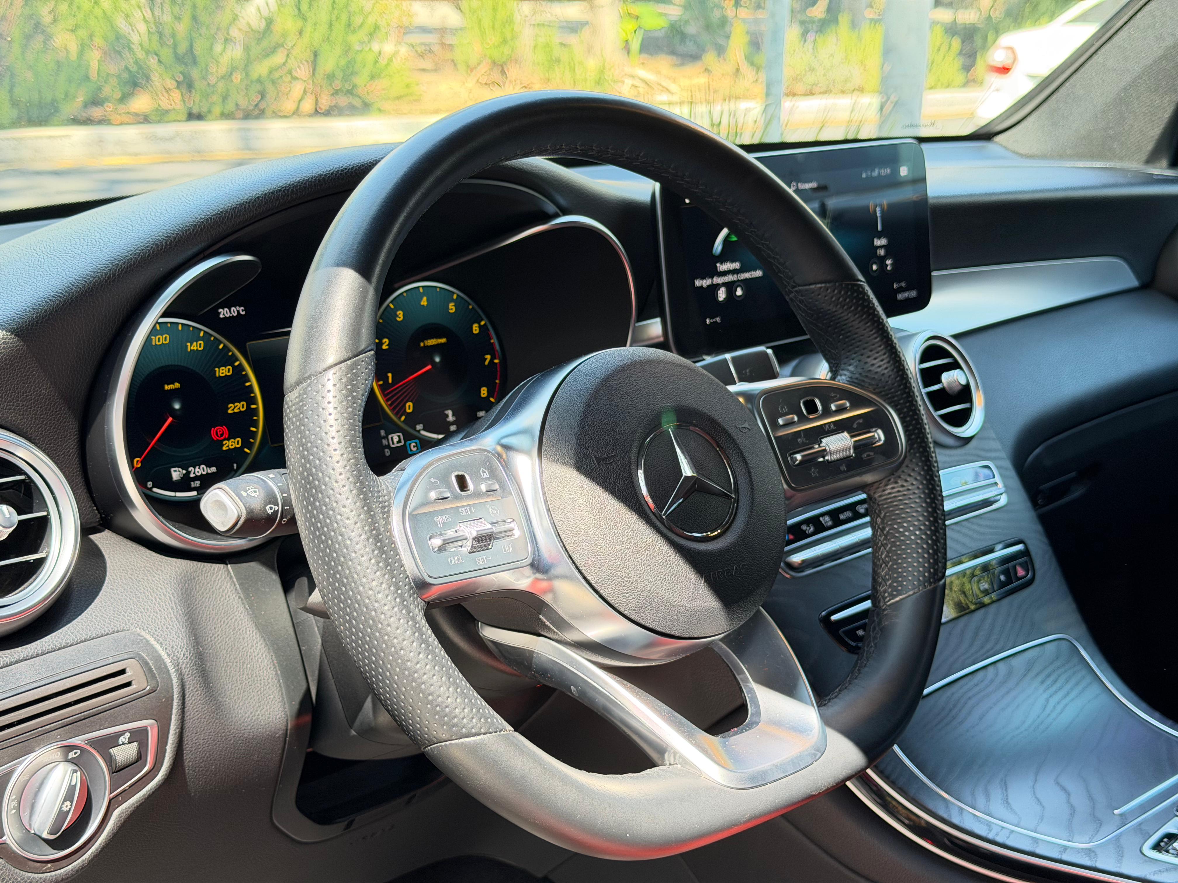 Mercedes-Benz GLC 300 4MATIC COUPE 2021