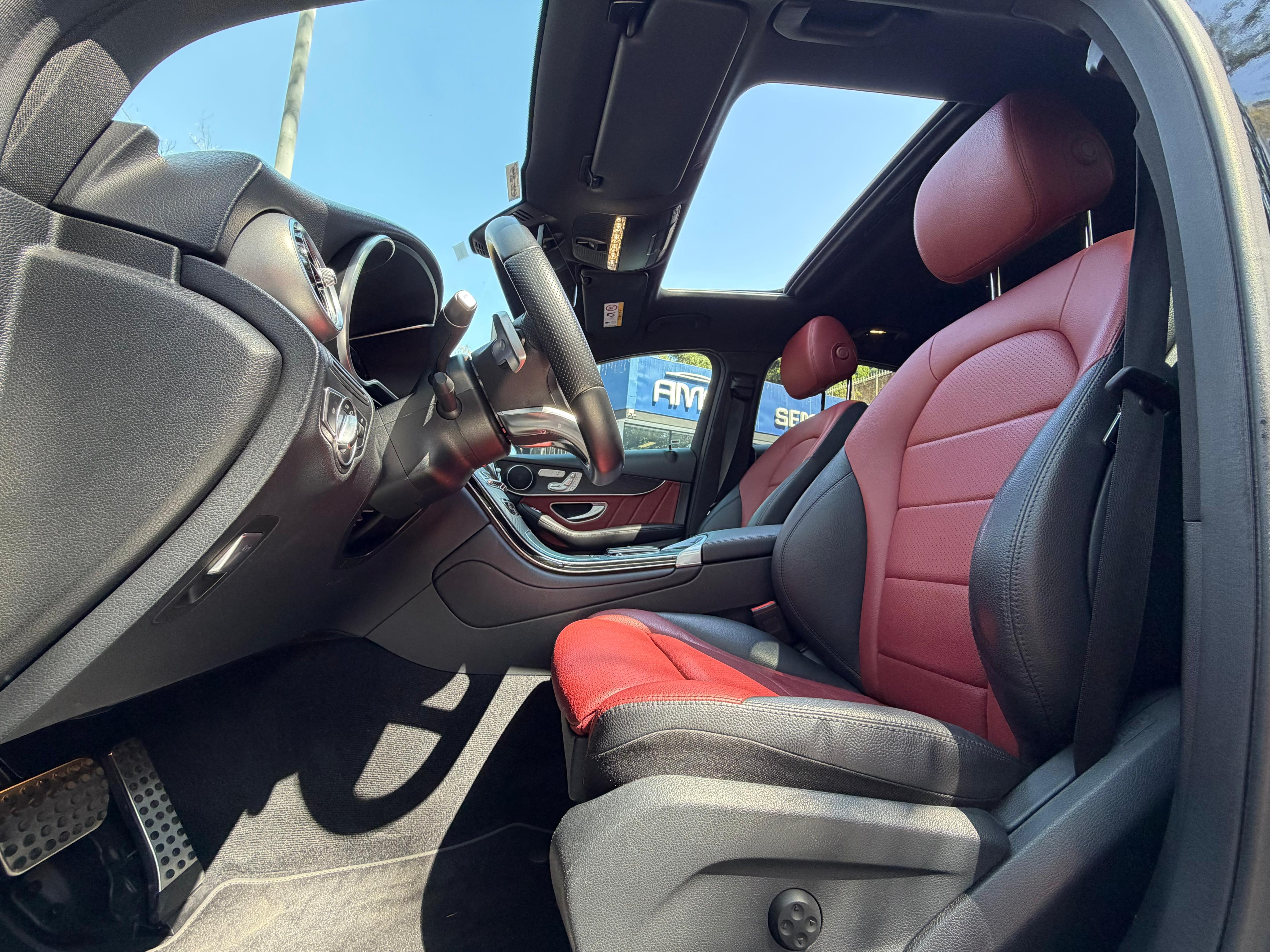 Mercedes-Benz GLC 300 4MATIC COUPE 2021