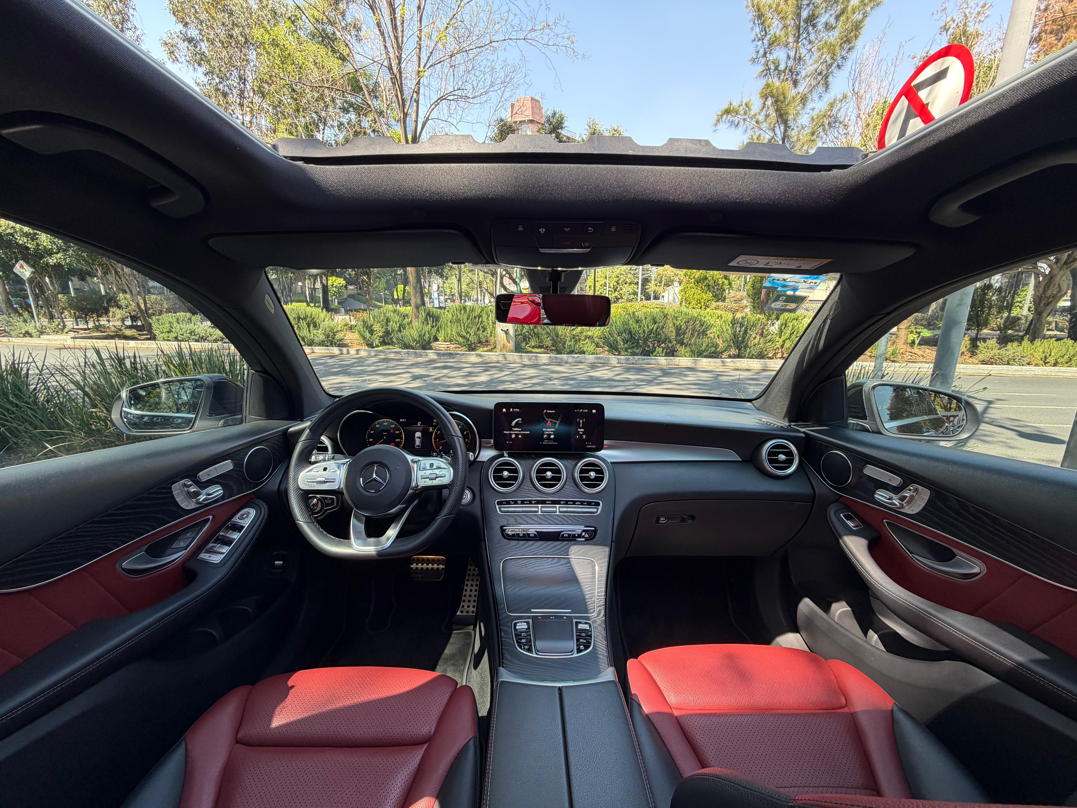 Mercedes-Benz GLC 300 4MATIC COUPE 2021