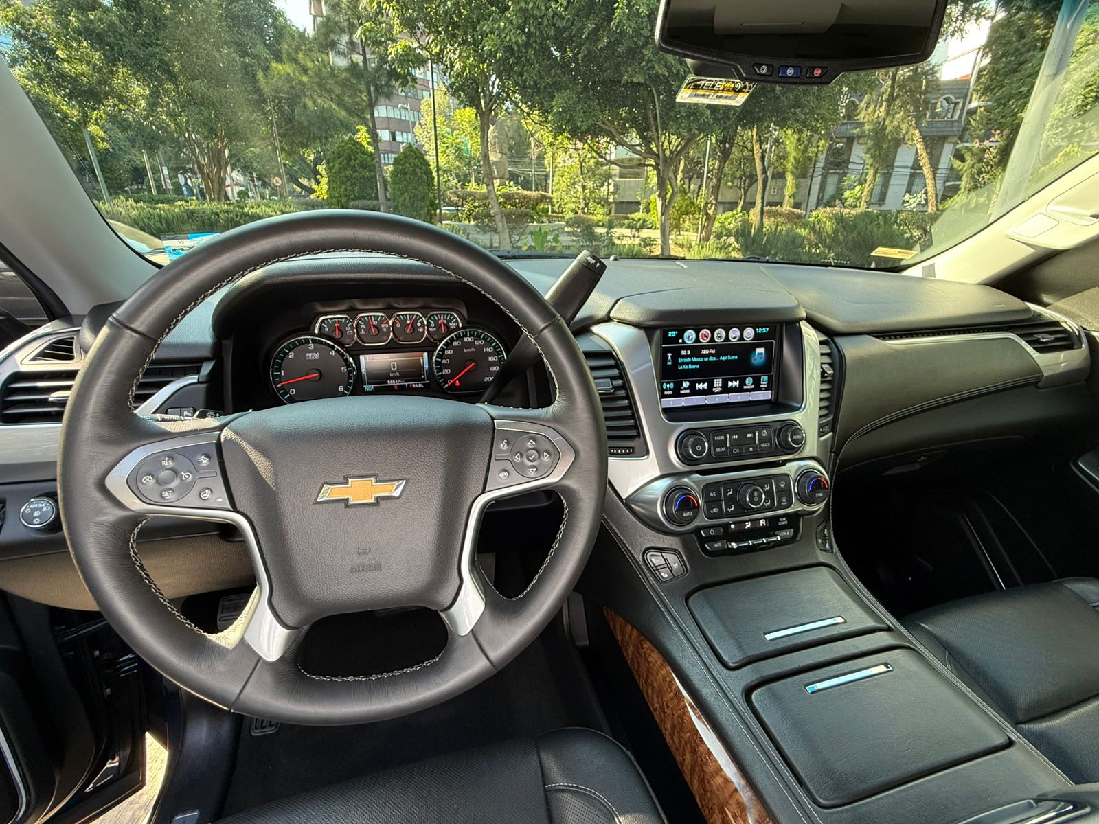 Chevrolet Suburban Premier 2018