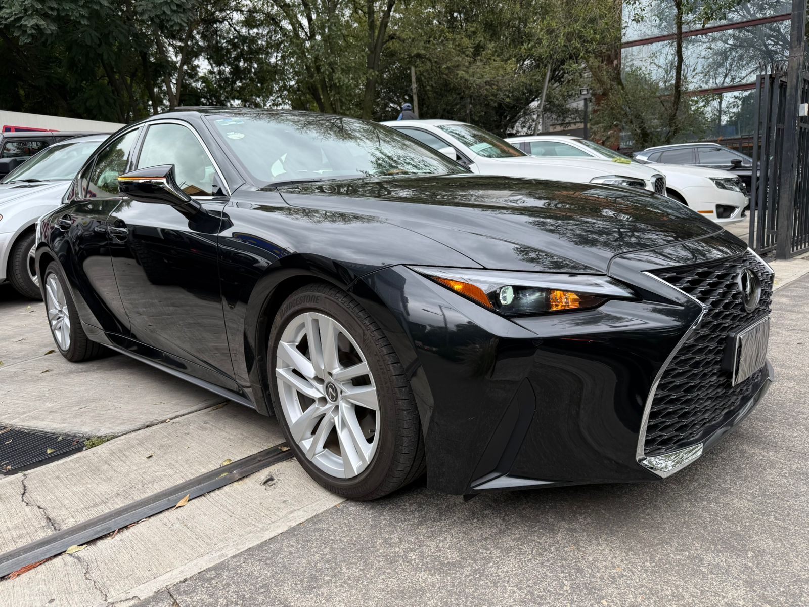 Toyota LEXUS IS300 2023