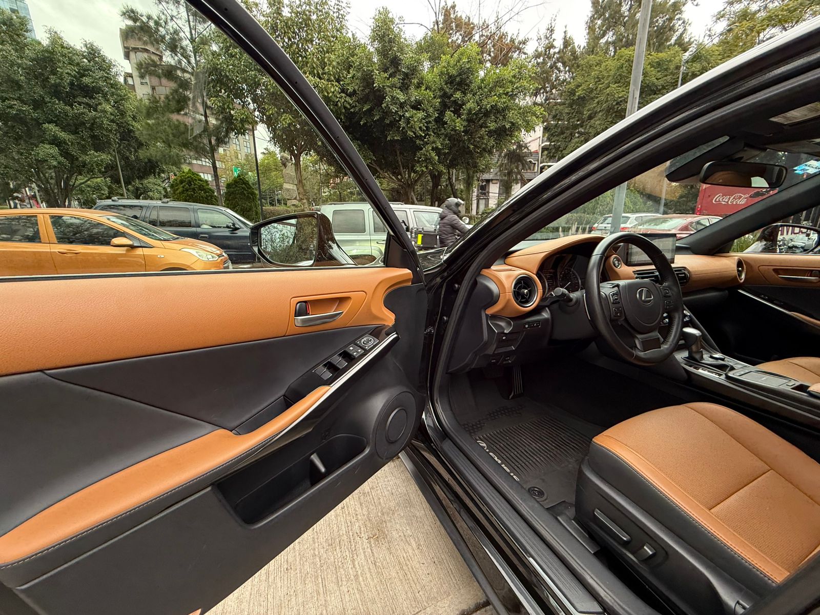 Toyota LEXUS IS300 2023