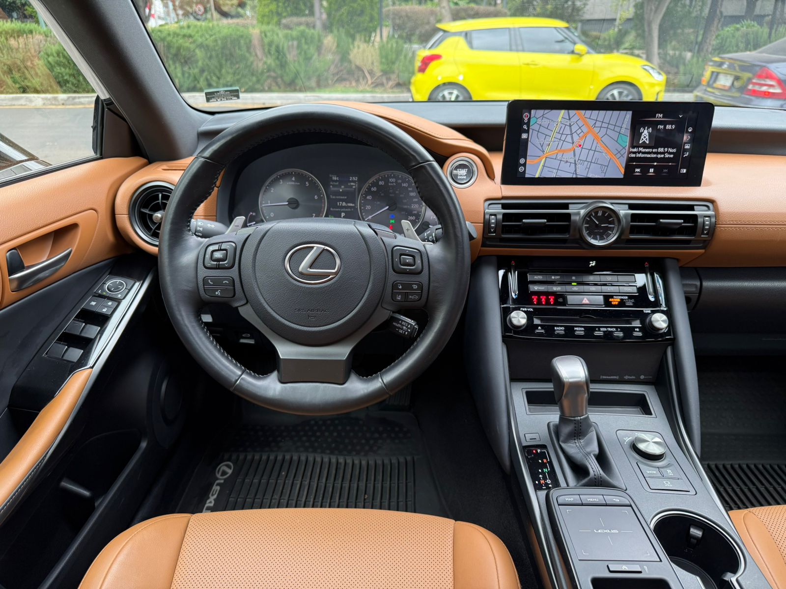 Toyota LEXUS IS300 2023