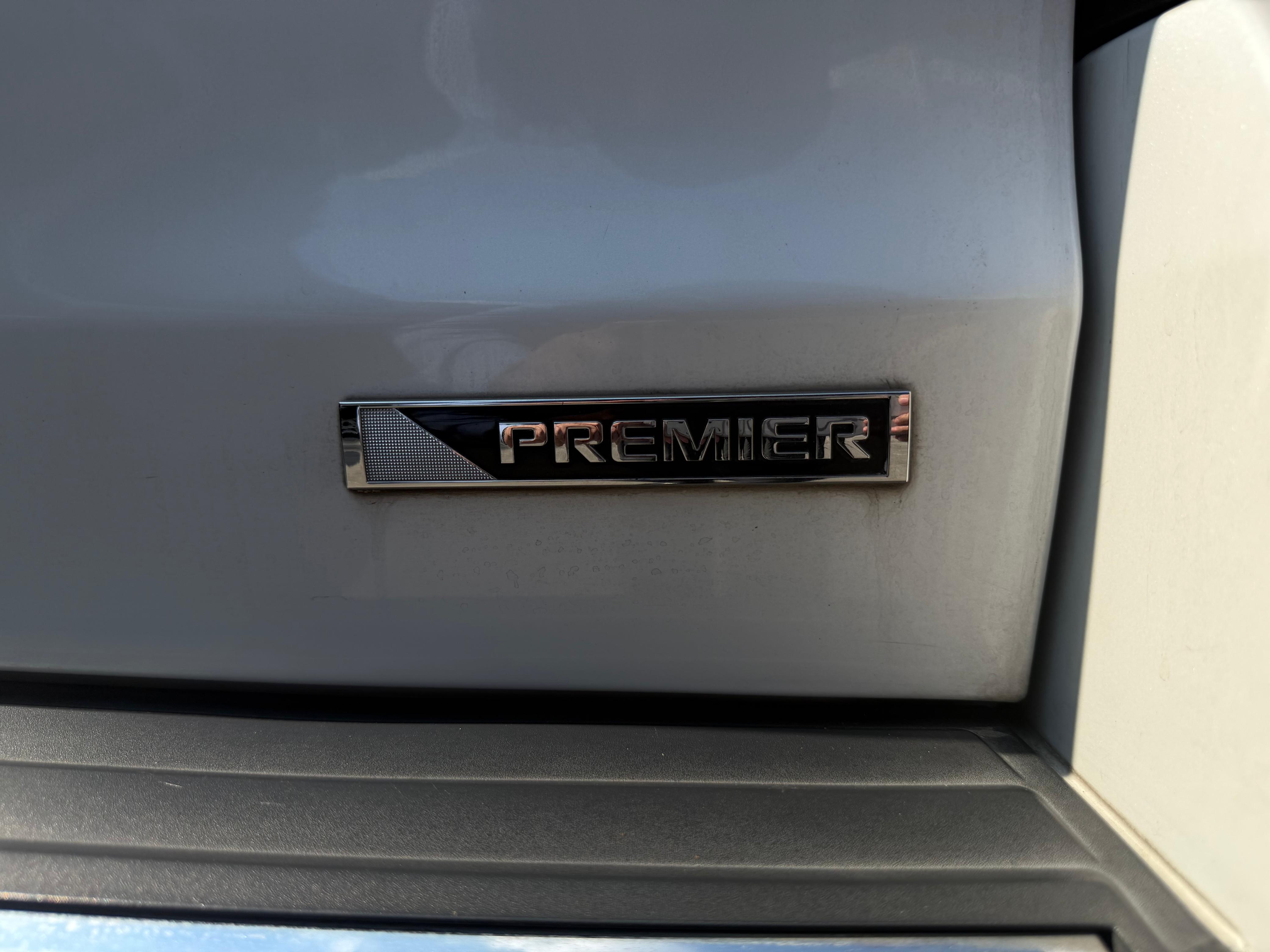 Chevrolet Suburban Premier 2018