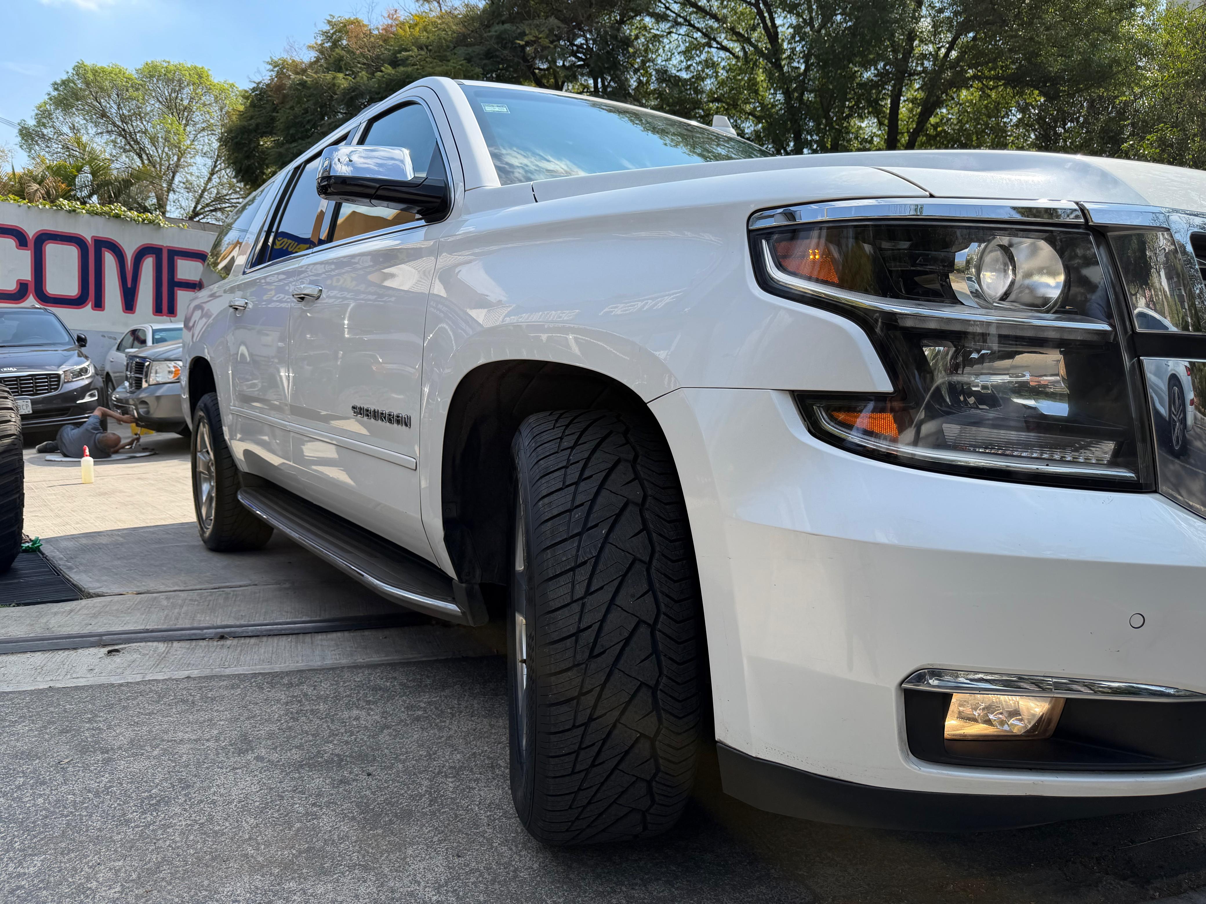 Chevrolet Suburban Premier 2018