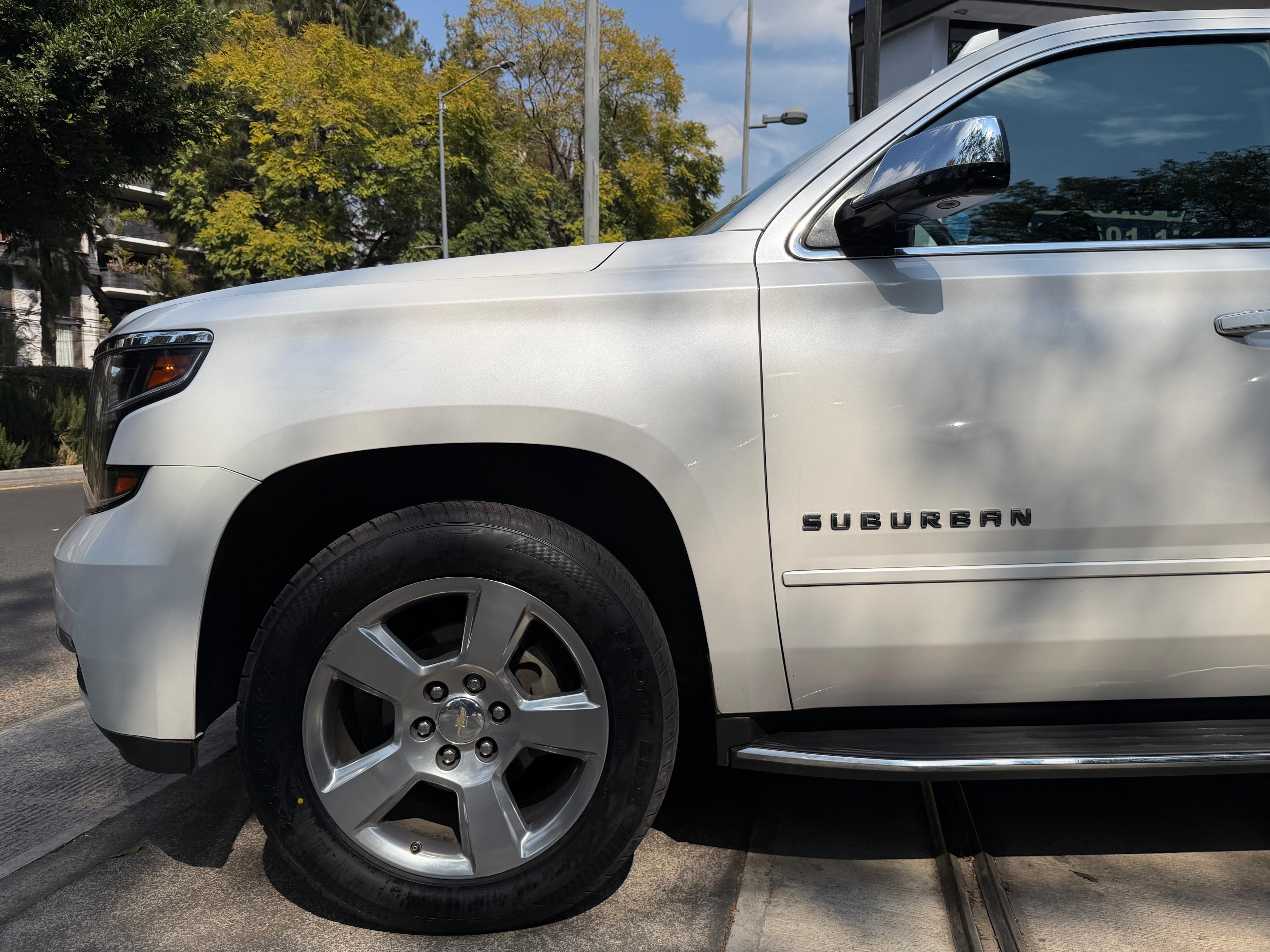 Chevrolet Suburban Premier 2018