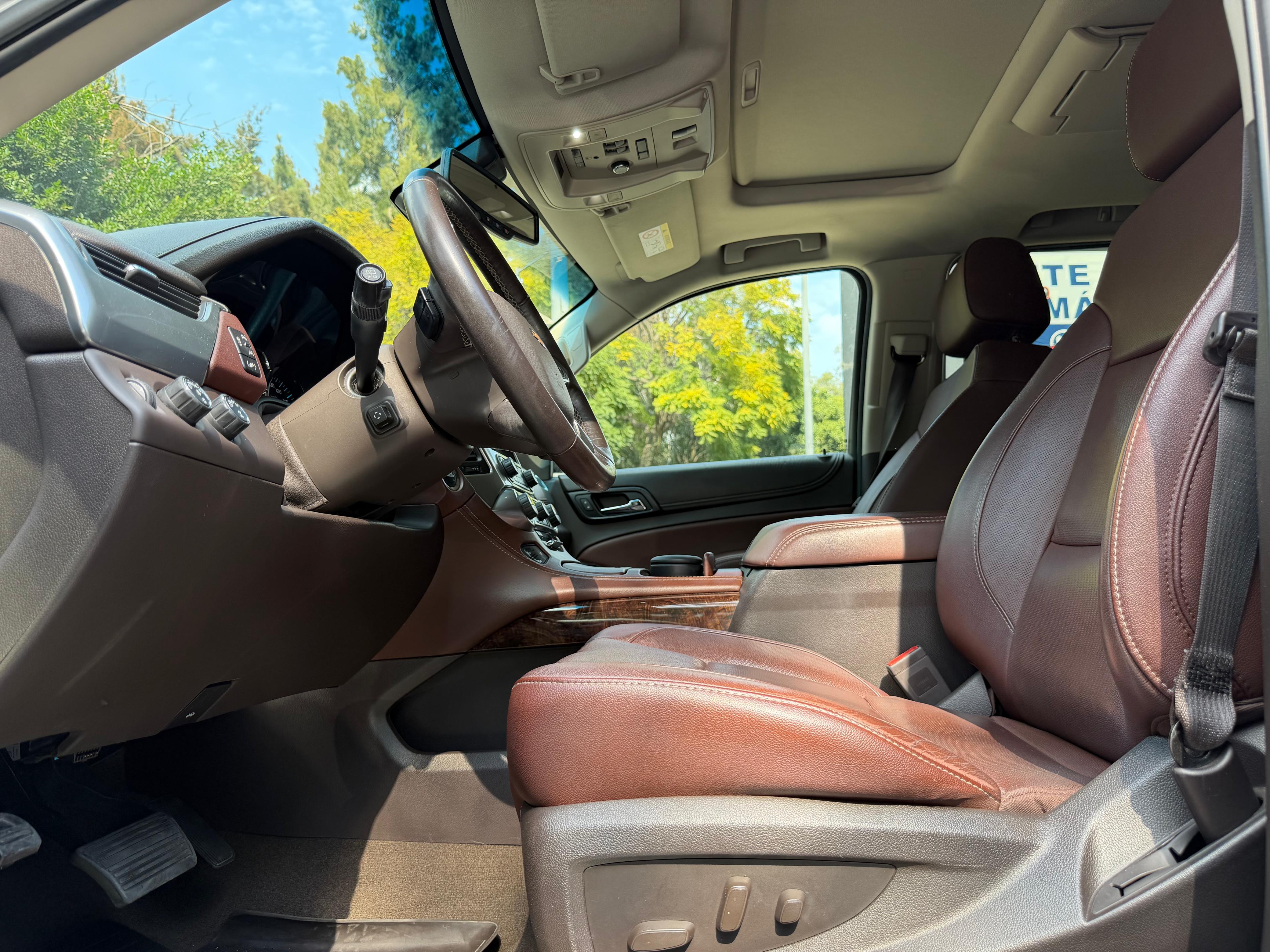 Chevrolet Suburban Premier 2018