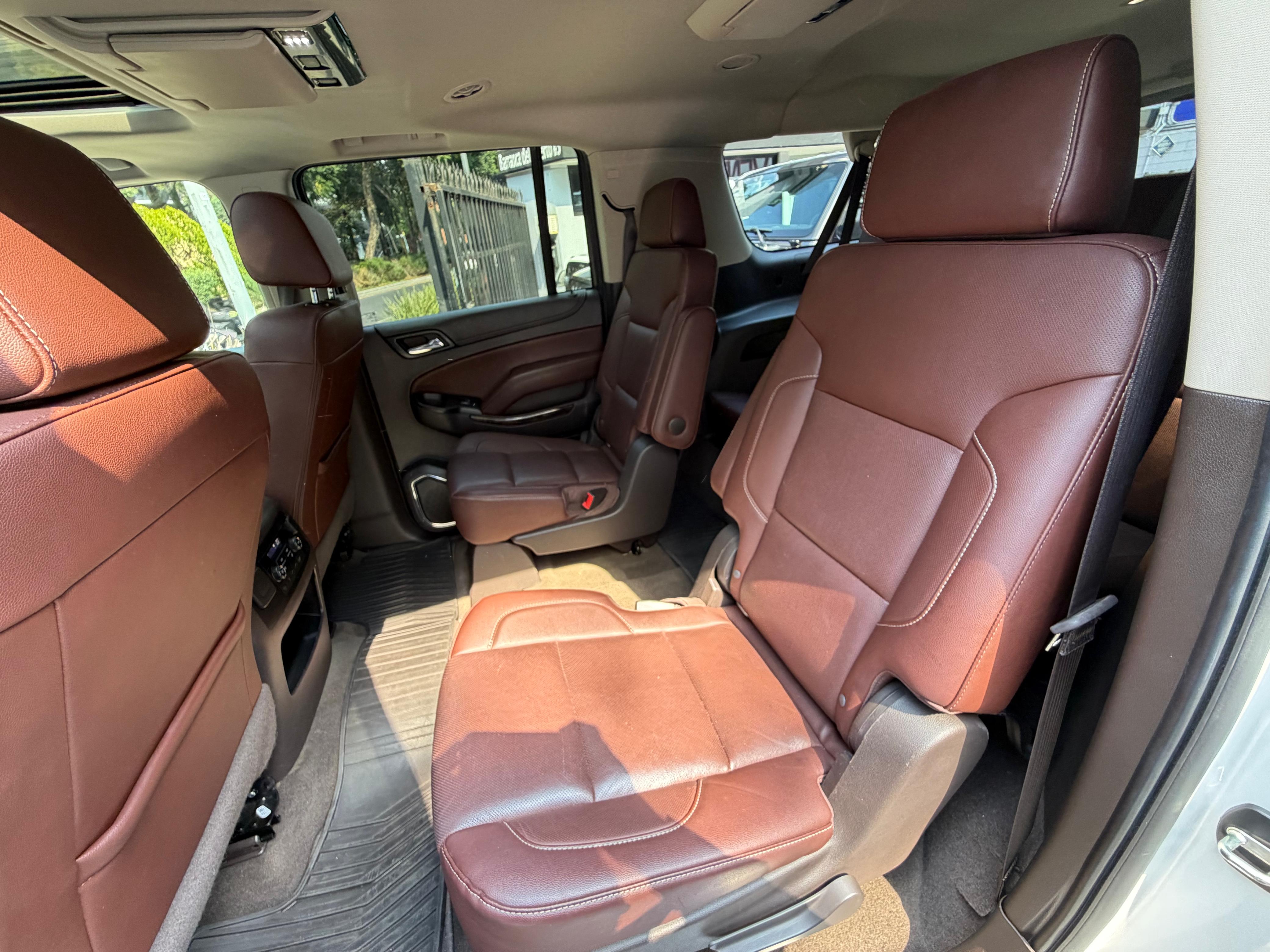Chevrolet Suburban Premier 2018