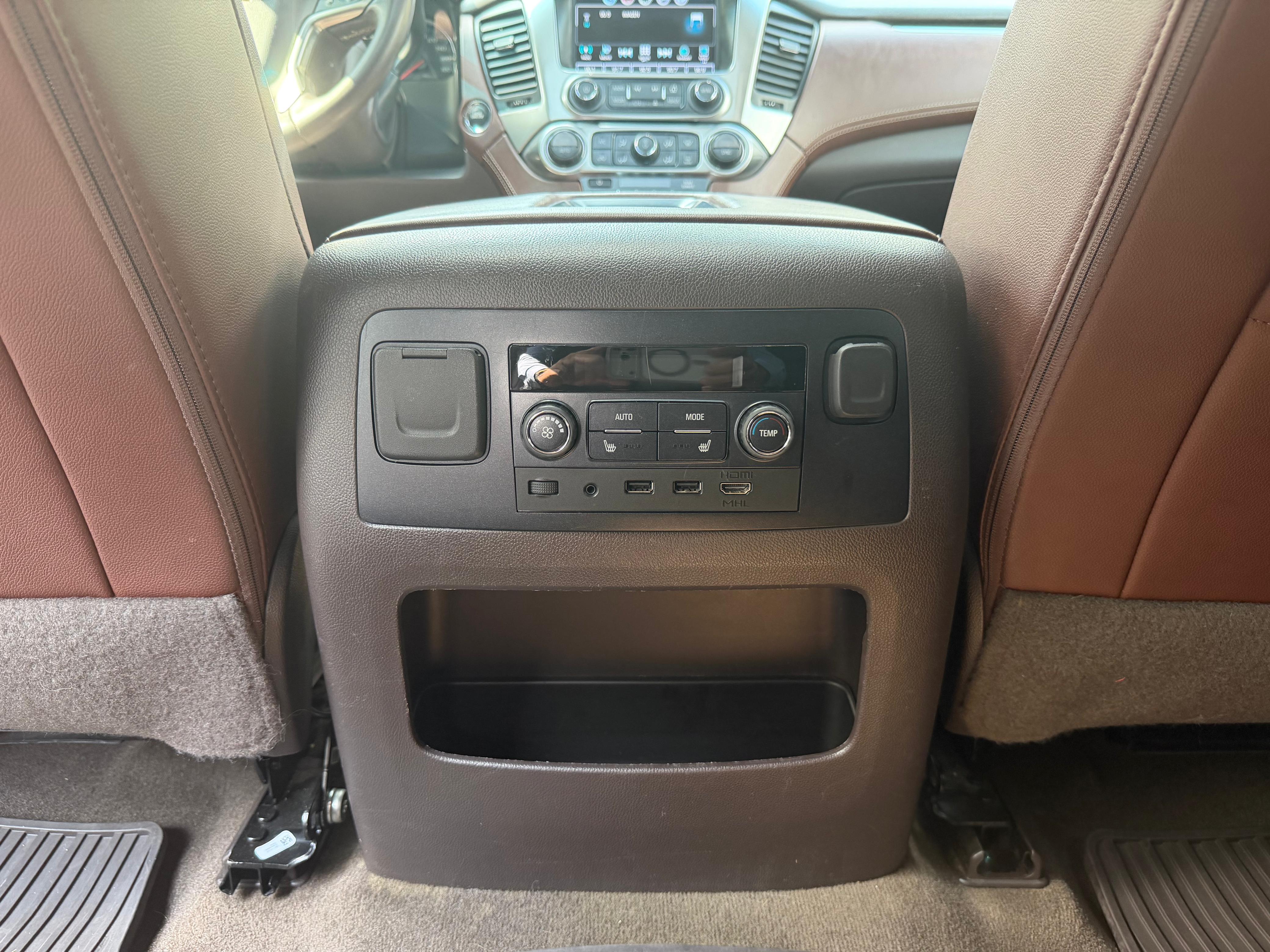 Chevrolet Suburban Premier 2018