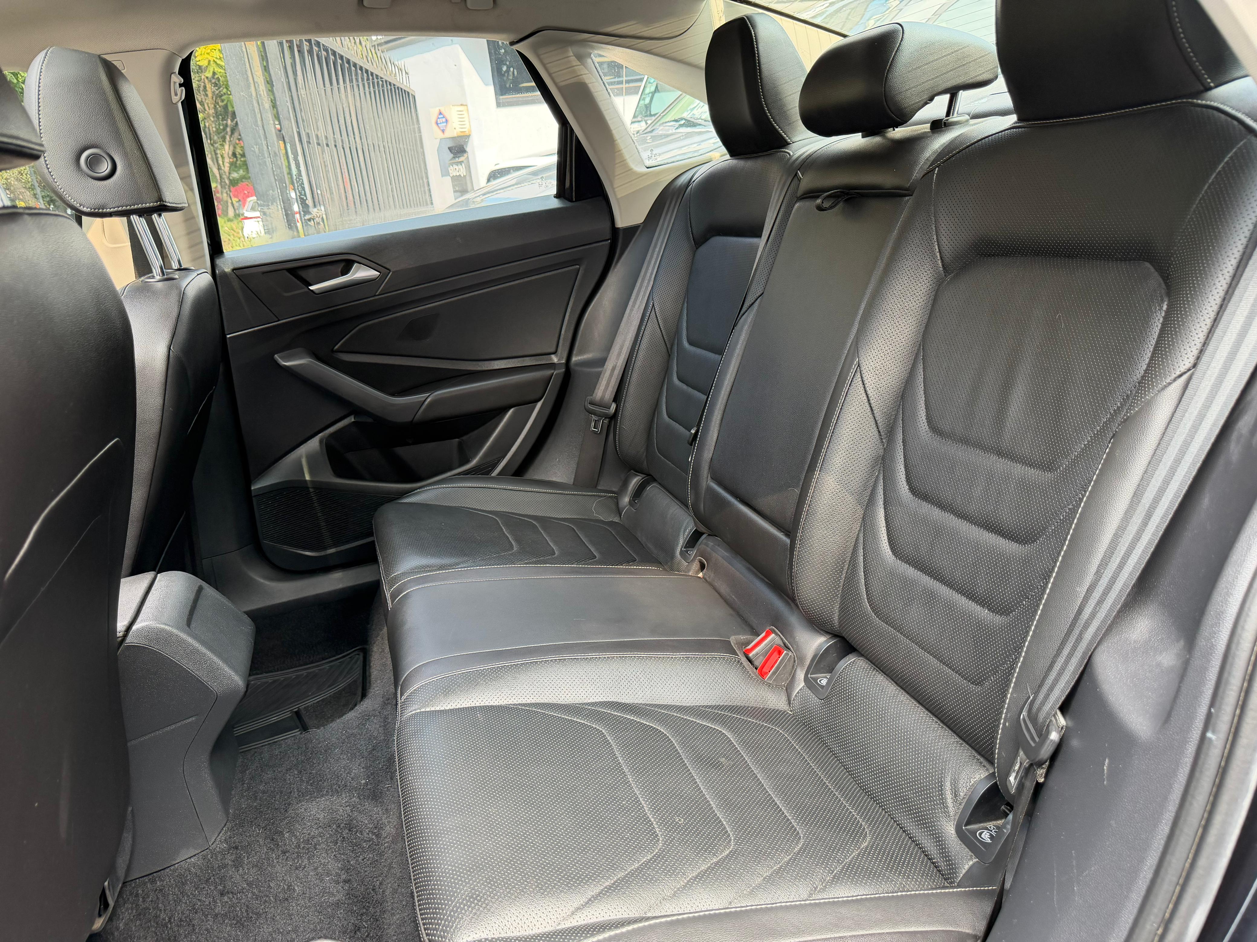 Volkswagen Jetta Highline 1.4T 2019