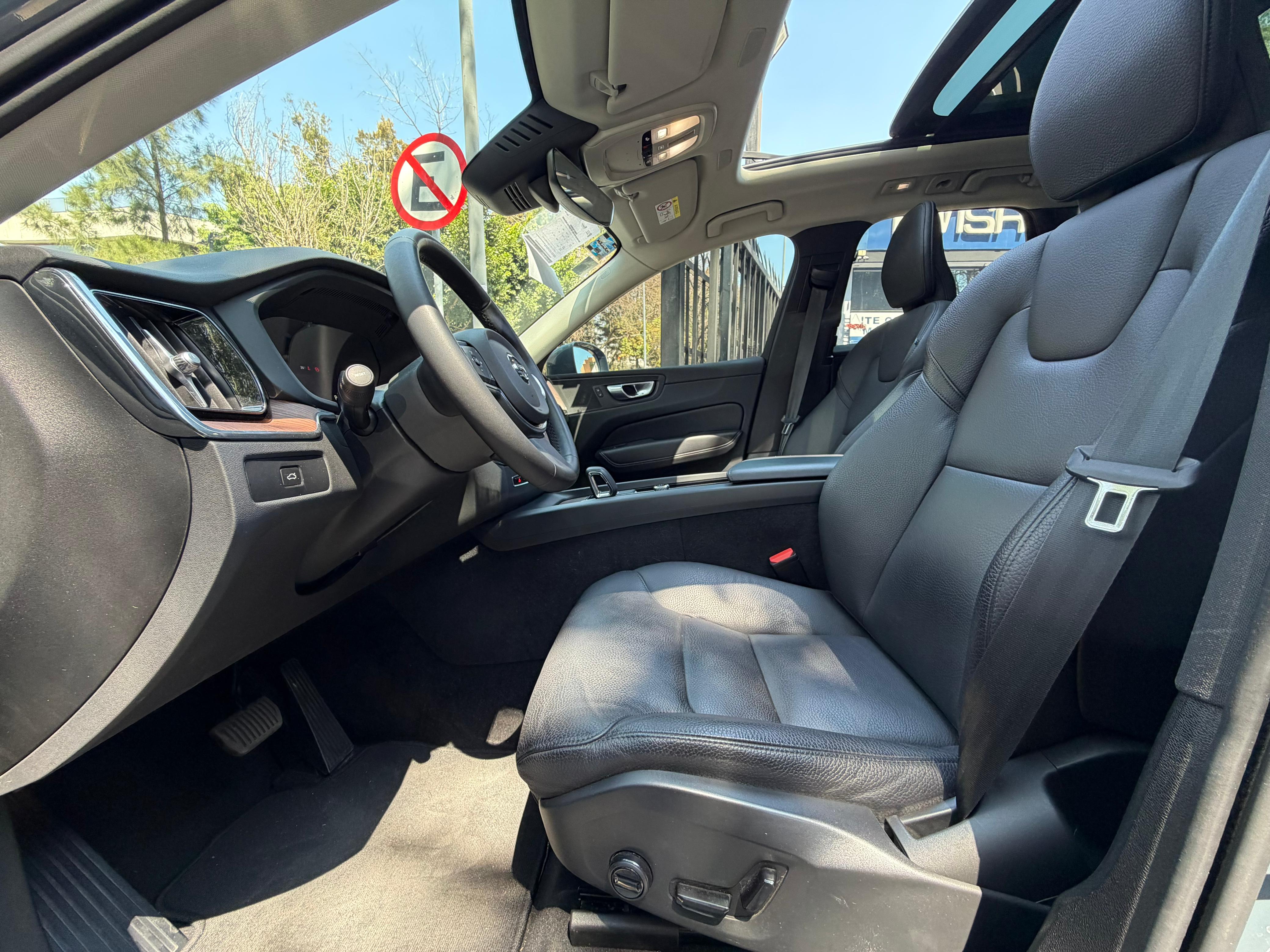 Volvo XC60 B5 Plus Awd Mild-Hybrid 2024