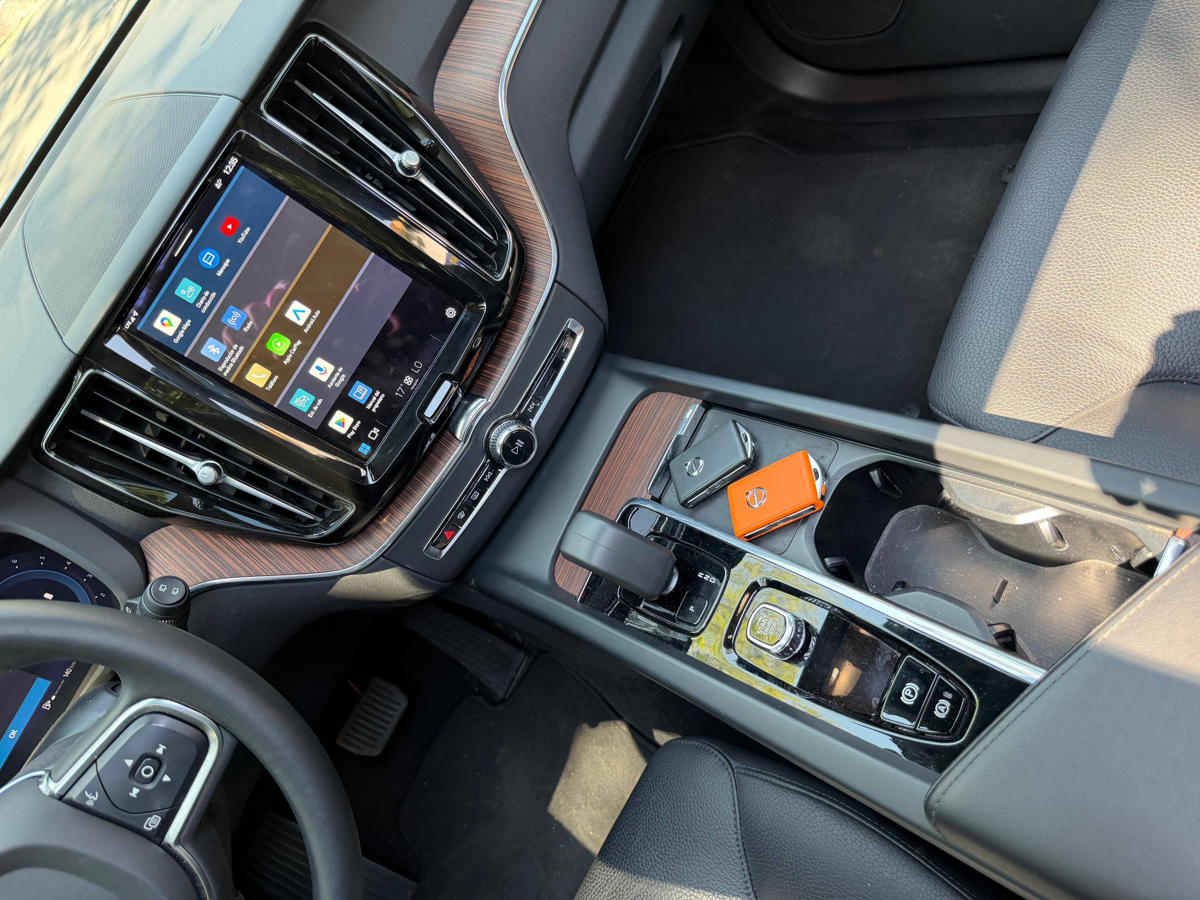 Volvo XC60 B5 Plus Awd Mild-Hybrid 2024