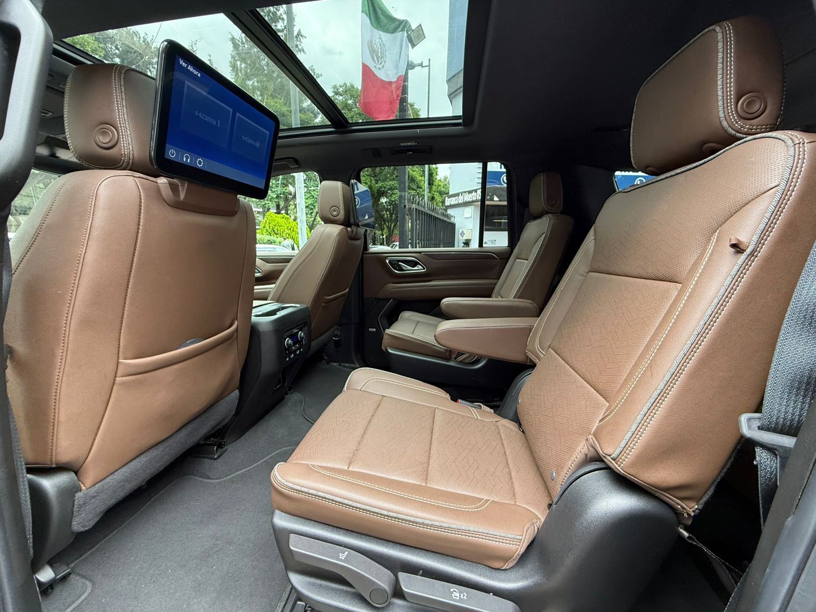 Chevrolet Suburban Highcountry 2024