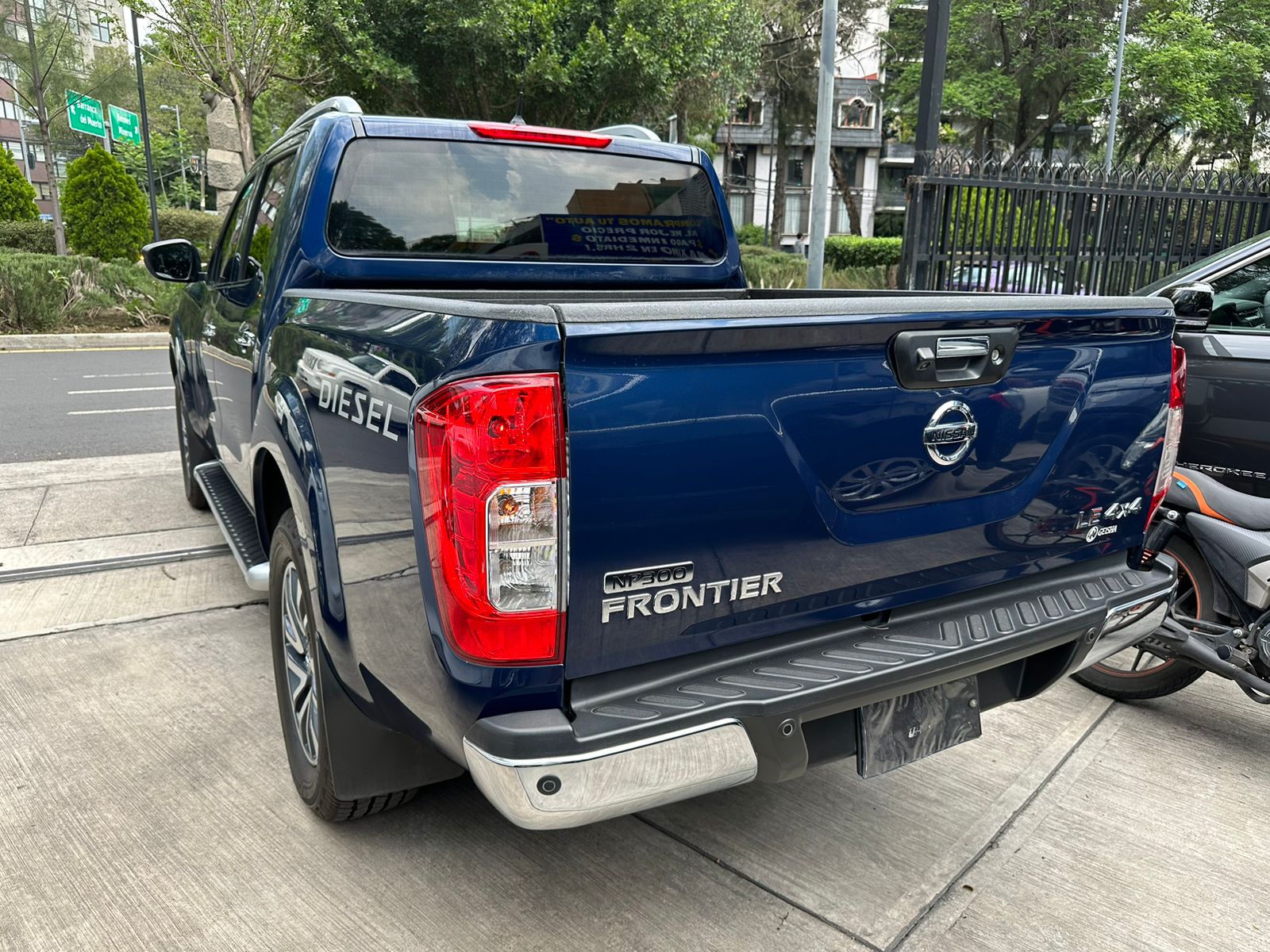 Nissan Frontier LE Diesel 4x4 2020