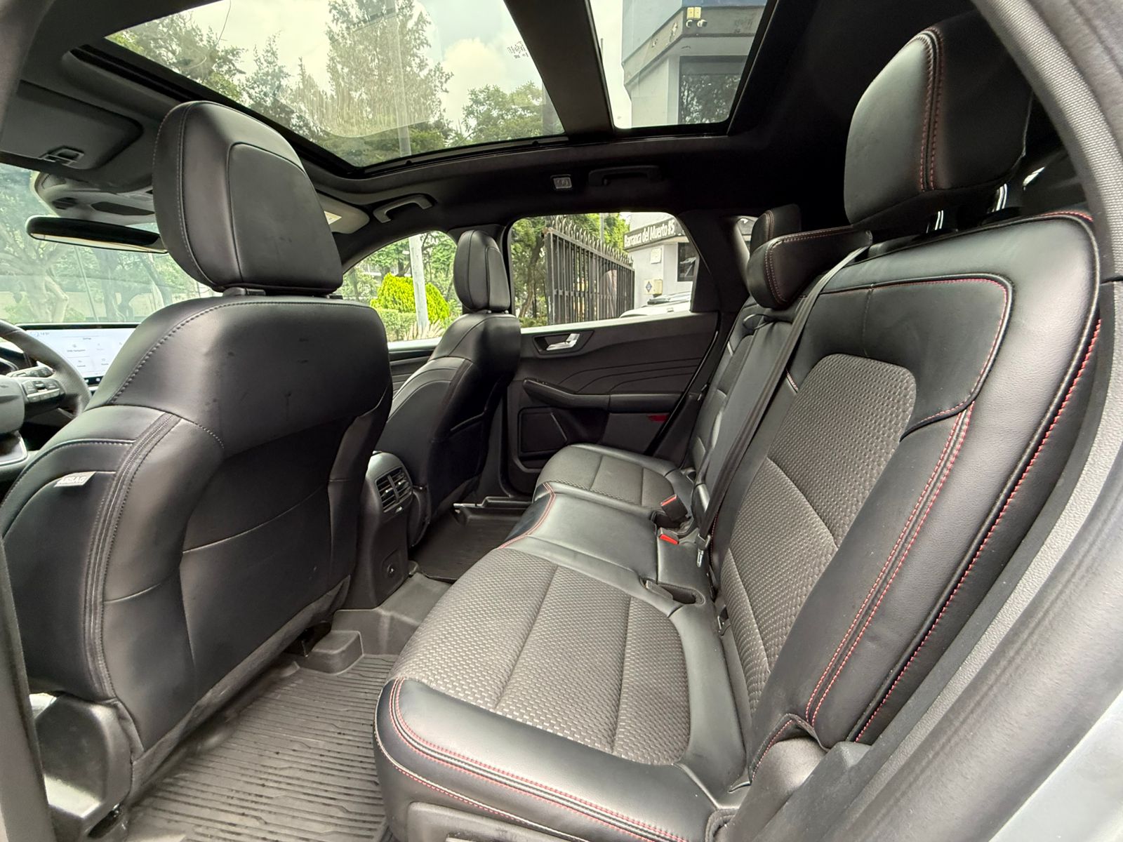 Ford Escape ST Hybrid 2023