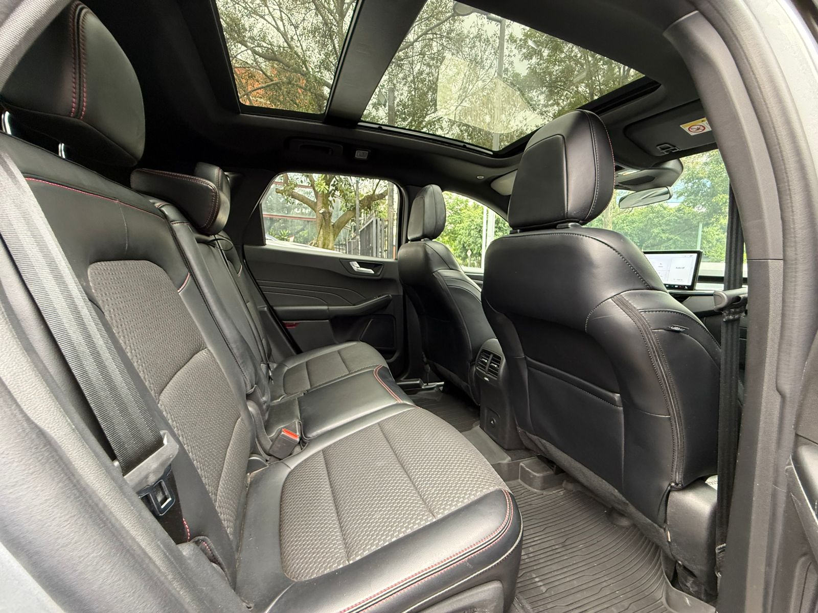 Ford Escape ST Hybrid 2023