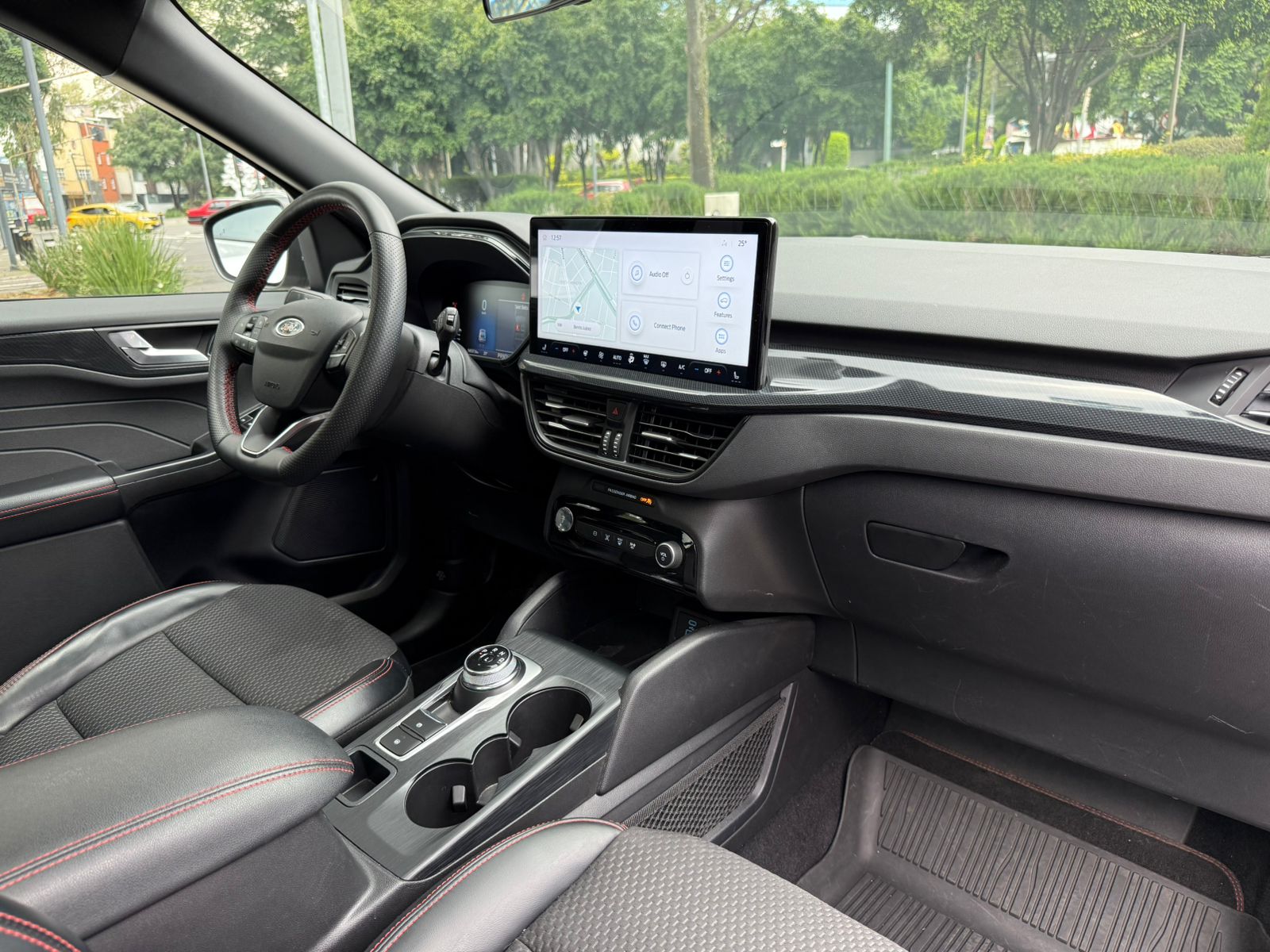 Ford Escape ST Hybrid 2023
