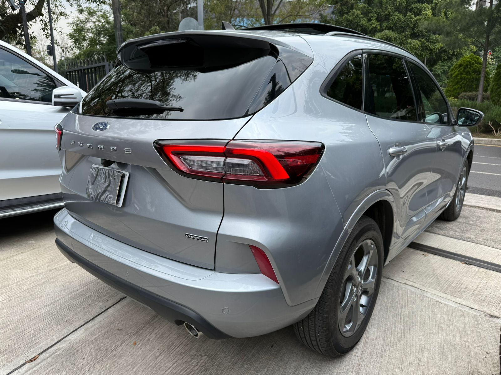 Ford Escape ST Hybrid 2023
