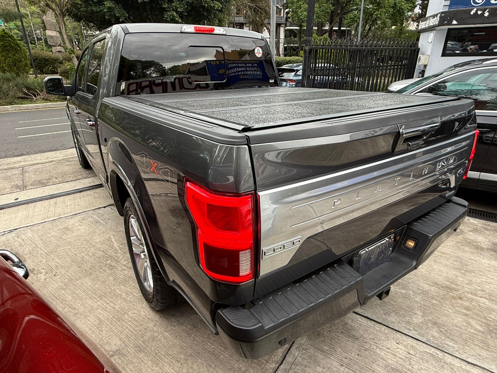 Ford Lobo Platinum 2018