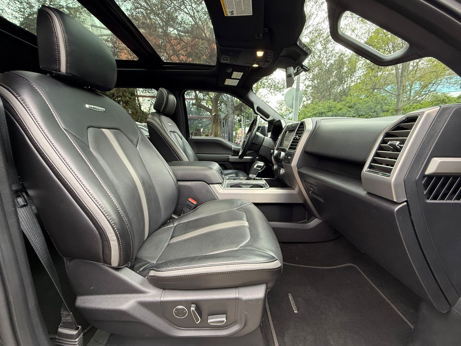 Ford Lobo Platinum 2018