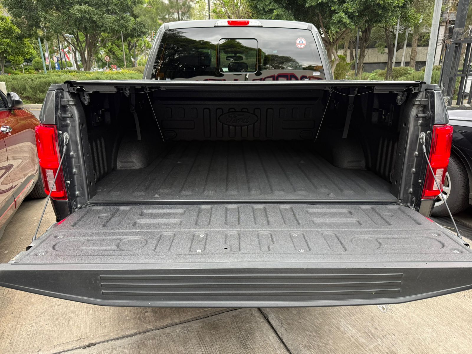 Ford Lobo Platinum 2018
