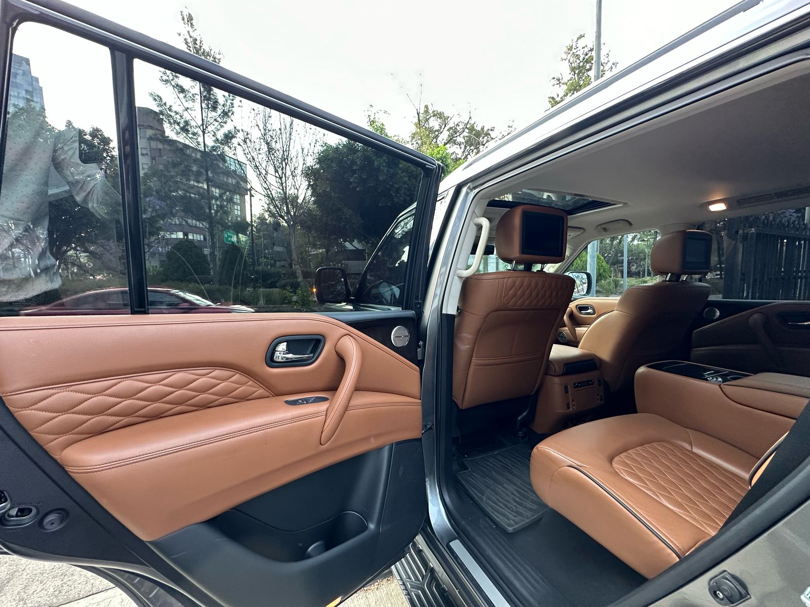 Infiniti QX80 Perfection 2020