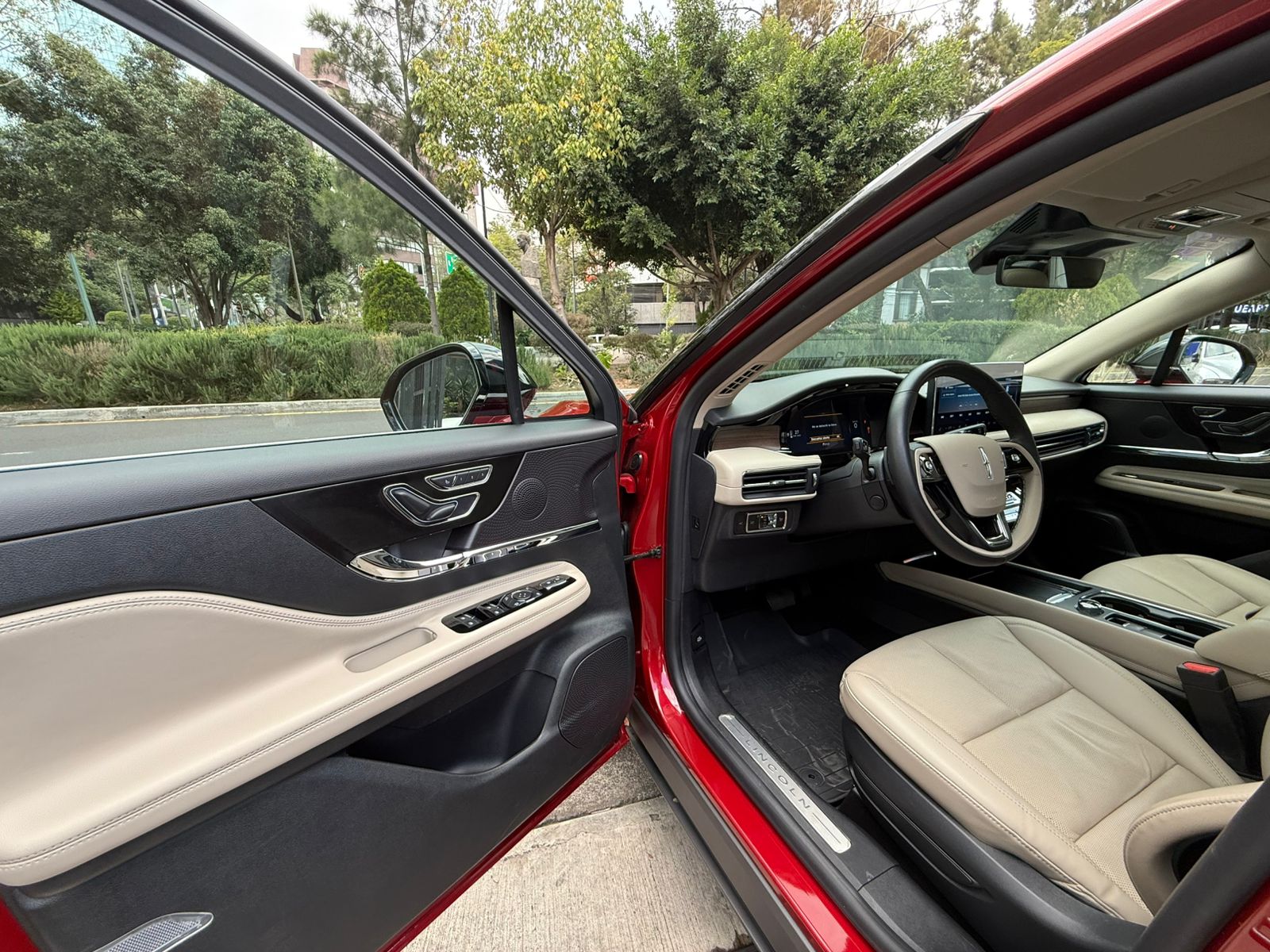 Lincoln Corsair Reserve 2025