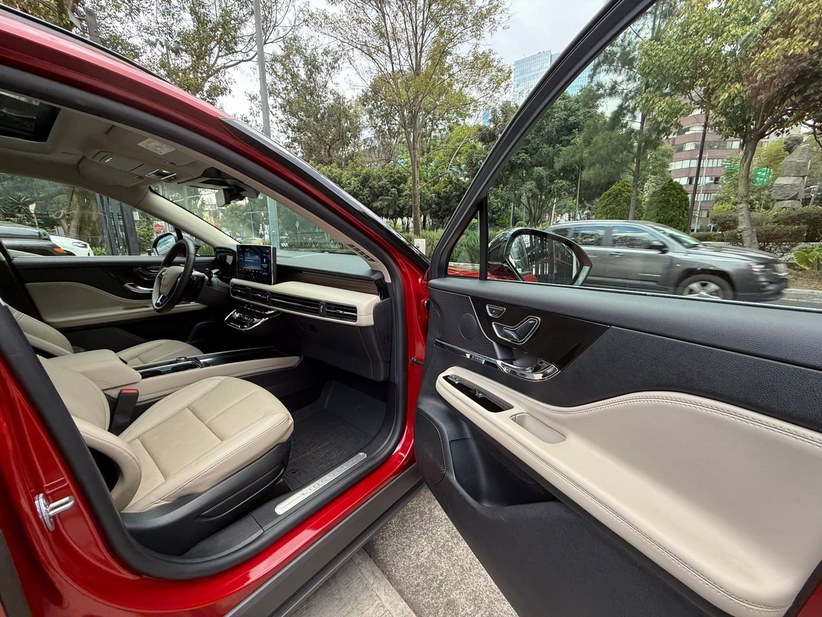 Lincoln Corsair Reserve 2025