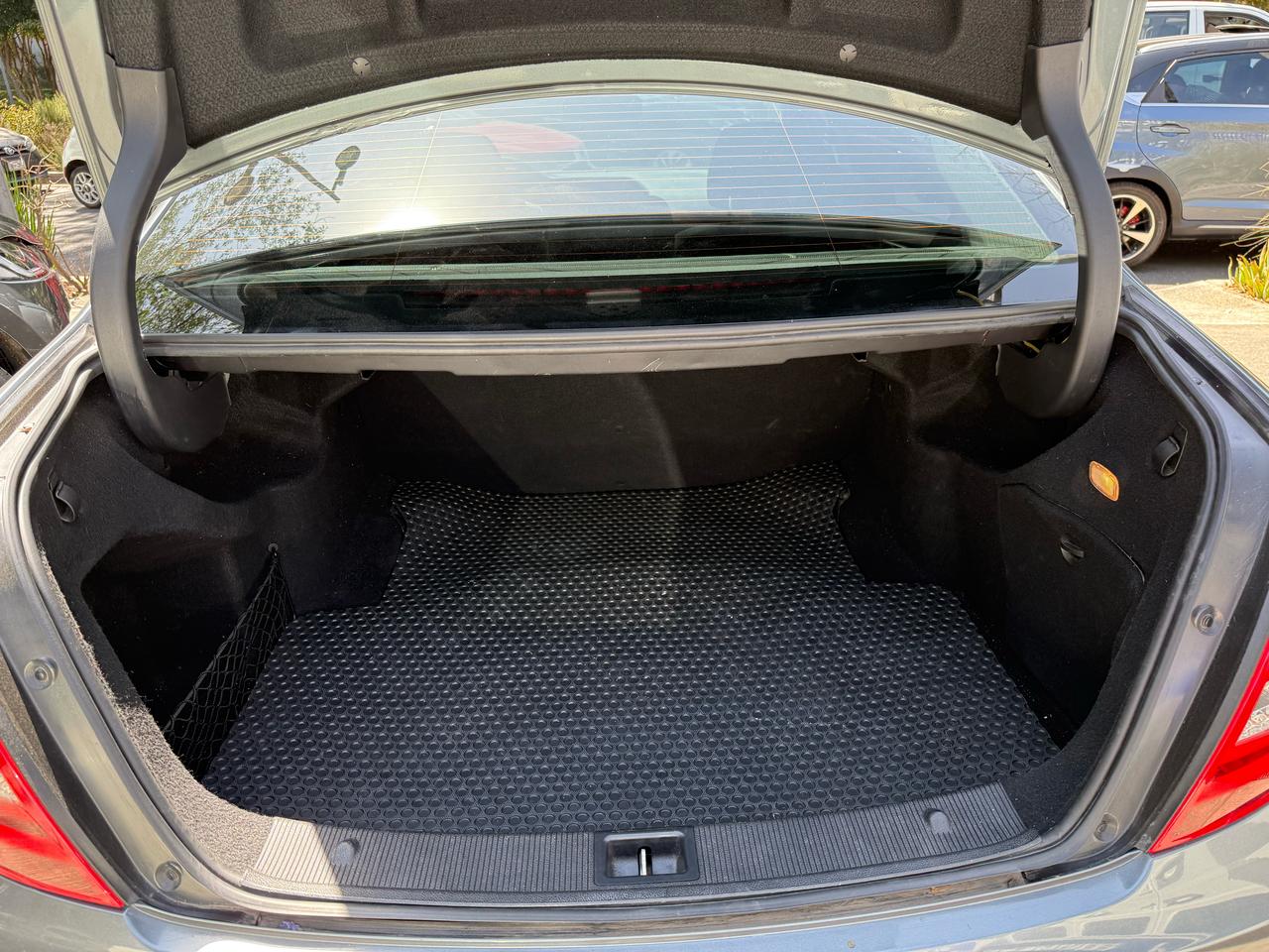 Mercedes-Benz C180 Navi 2012