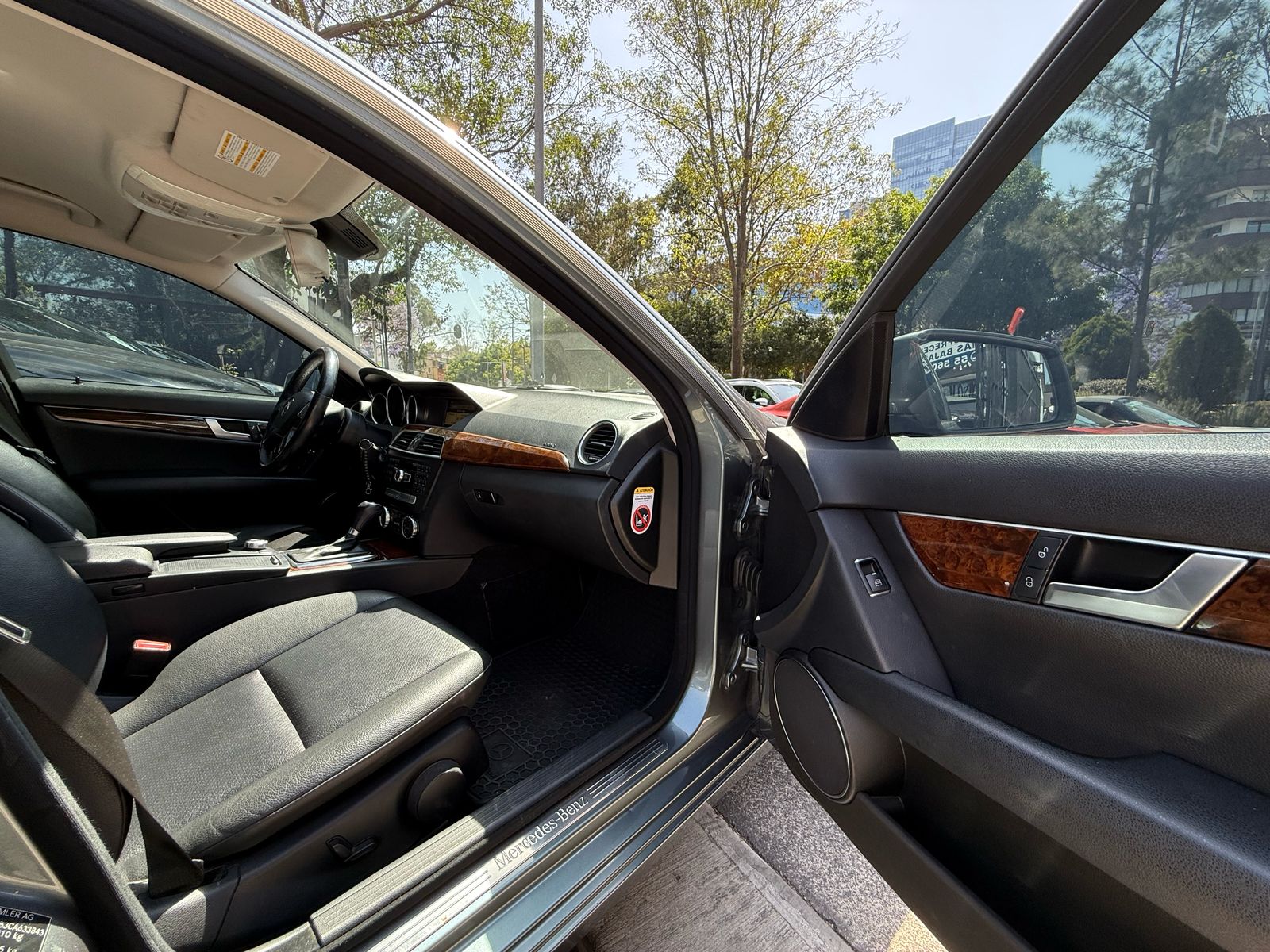 Mercedes-Benz C180 Navi 2012