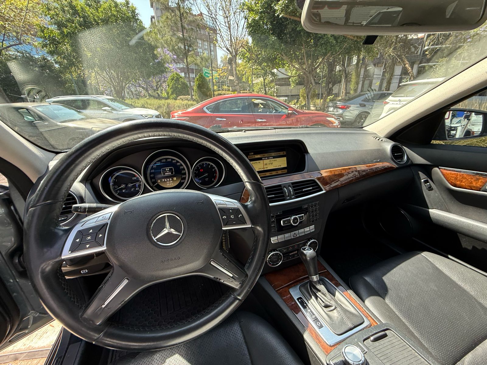 Mercedes-Benz C180 Navi 2012