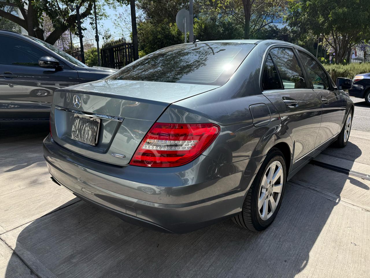 Mercedes-Benz C180 Navi 2012