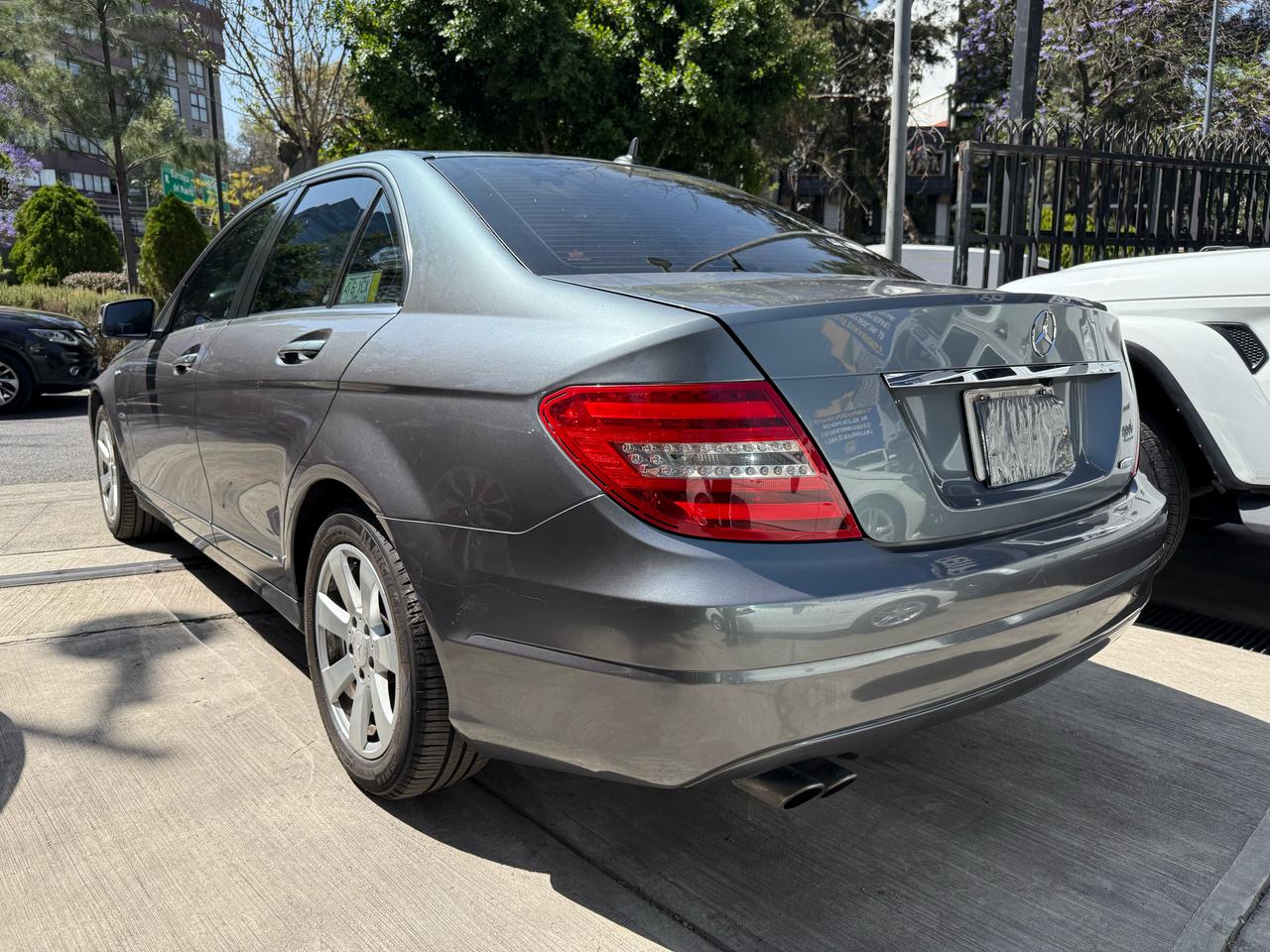 Mercedes-Benz C180 Navi 2012
