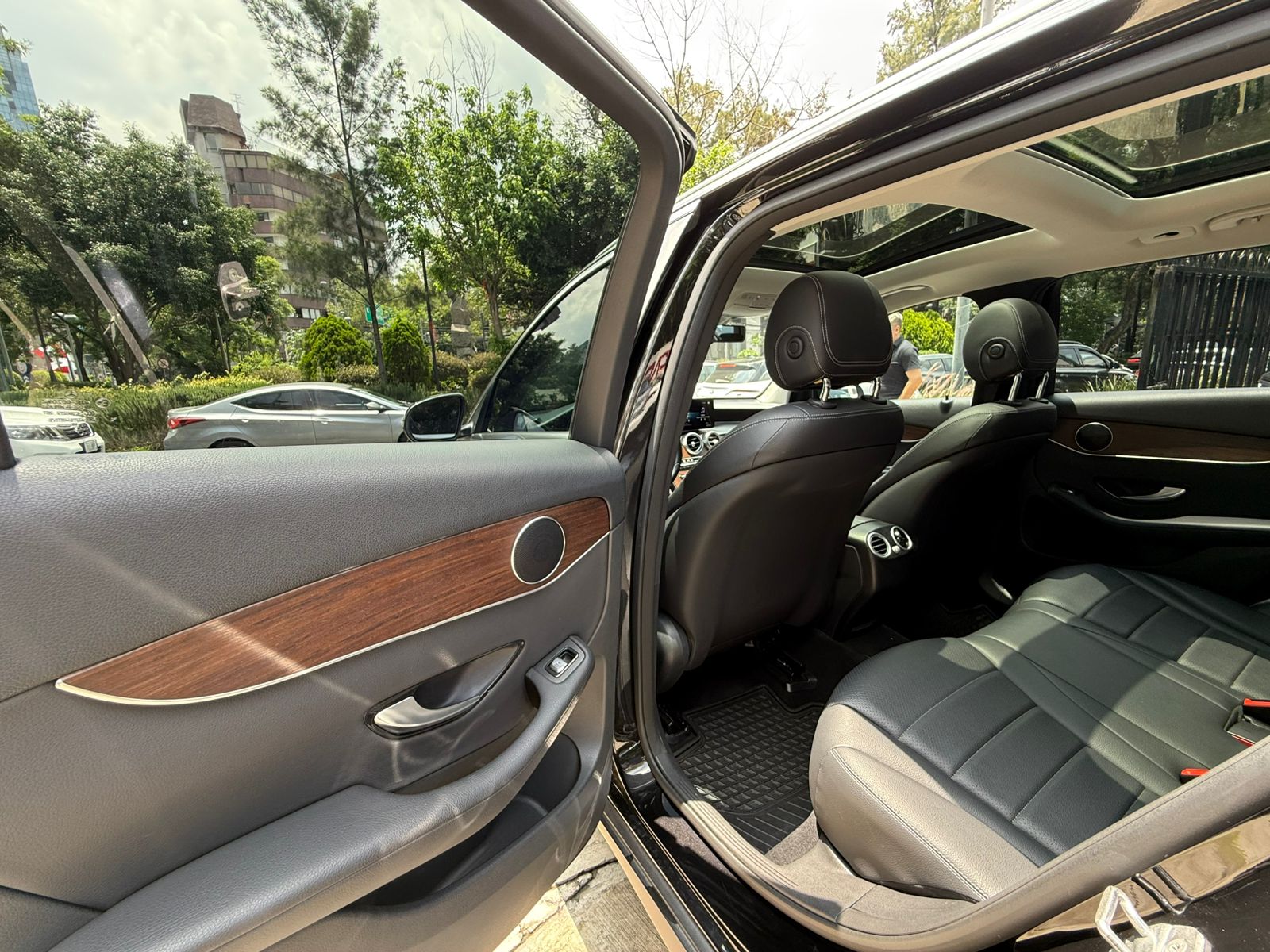 Mercedes-Benz GLC 300 Comfort 2021