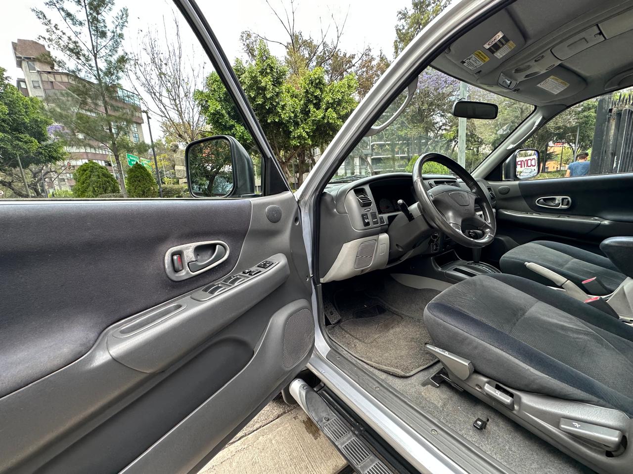 Mitsubishi Montero Sport XLS 2004