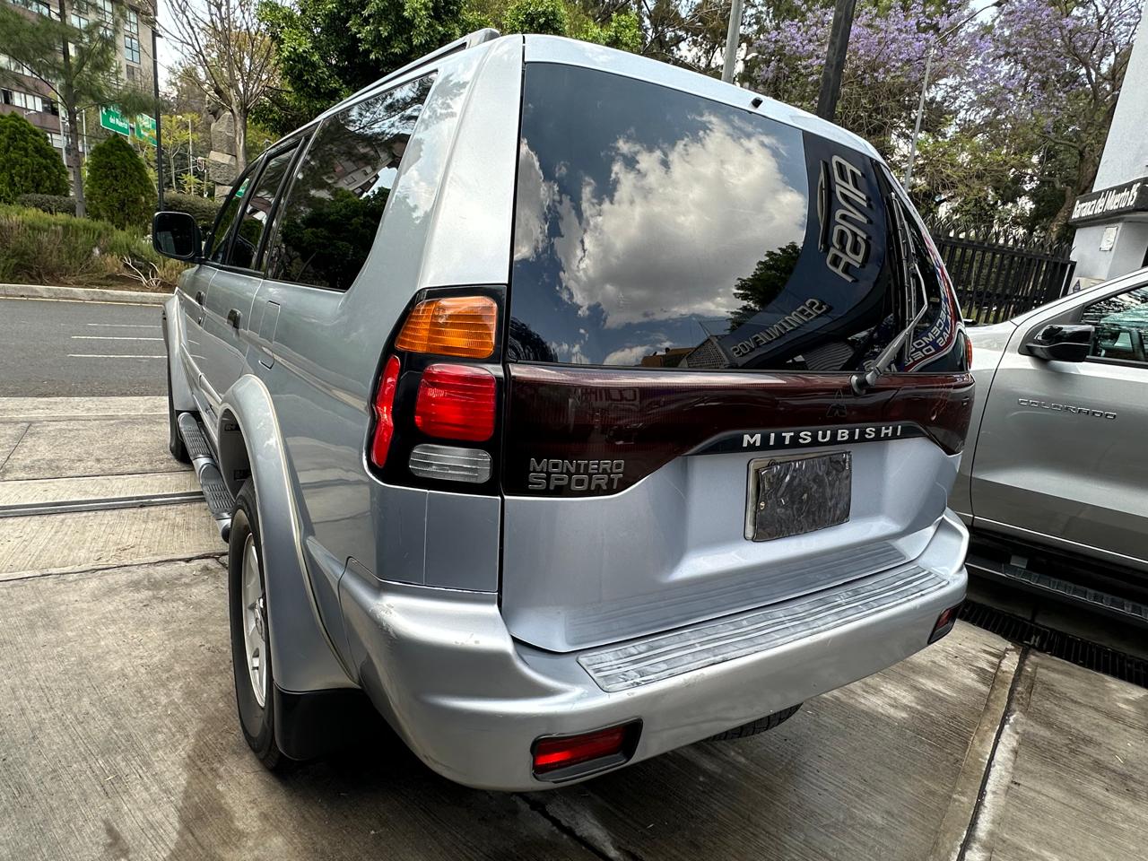 Mitsubishi Montero Sport XLS 2004