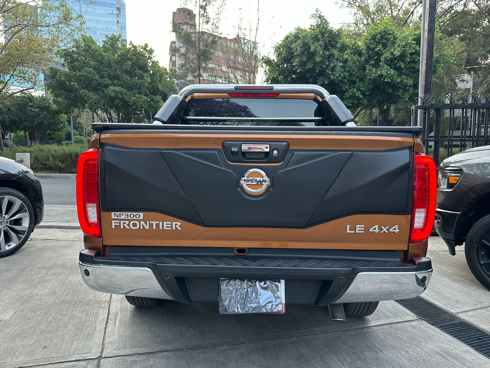 Nissan Frontier LE Diesel 4x4 2016