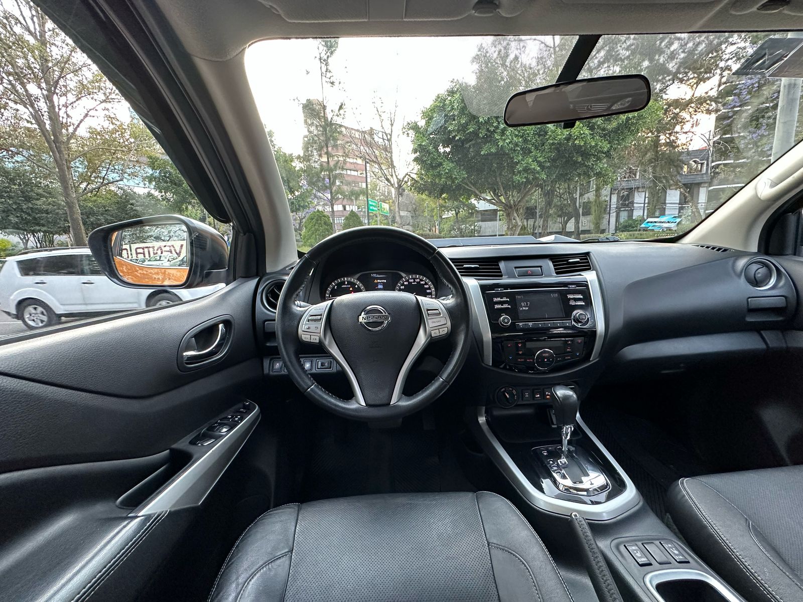 Nissan Frontier LE Diesel 4x4 2016