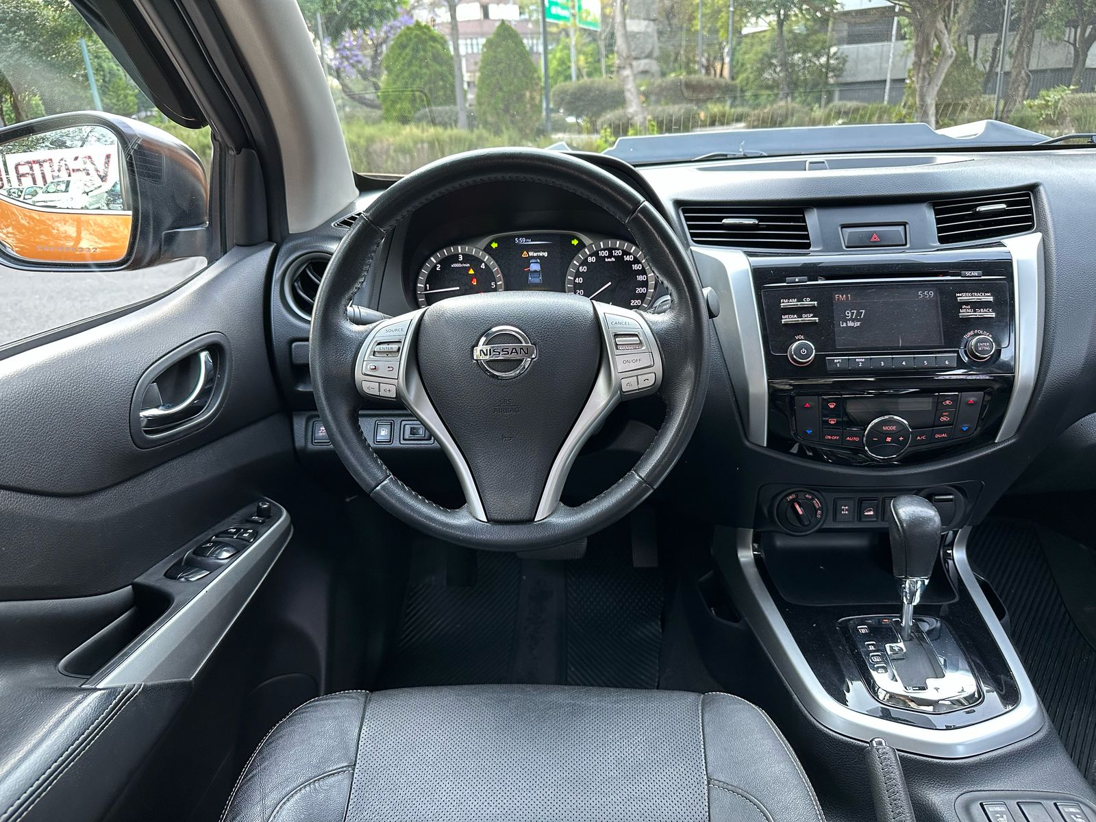 Nissan Frontier LE Diesel 4x4 2016
