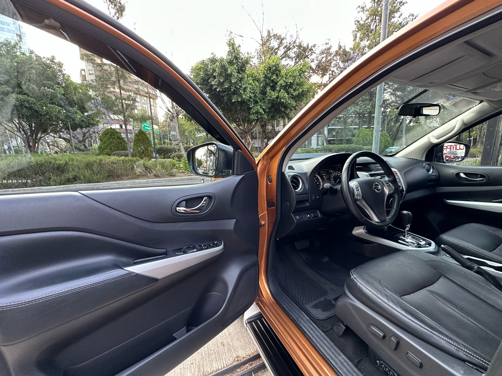 Nissan Frontier LE Diesel 4x4 2016