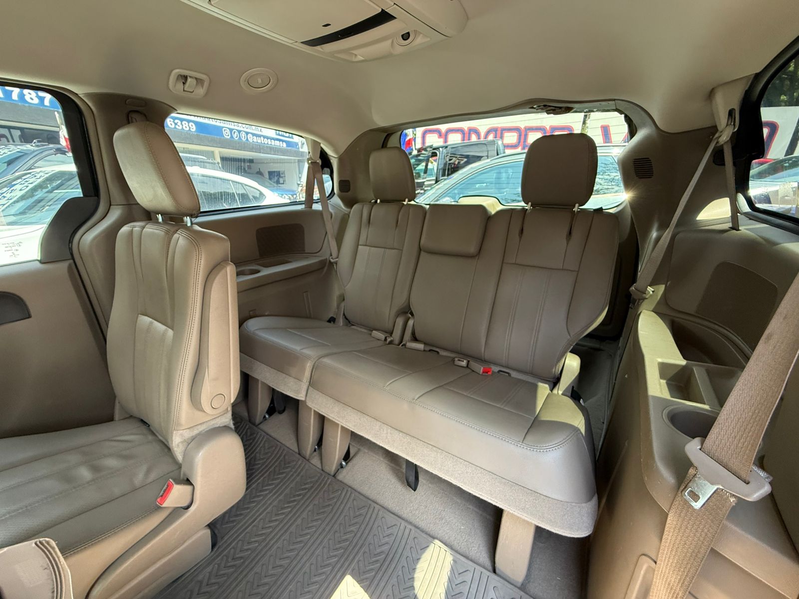 Chrysler Town and country Touring 2013