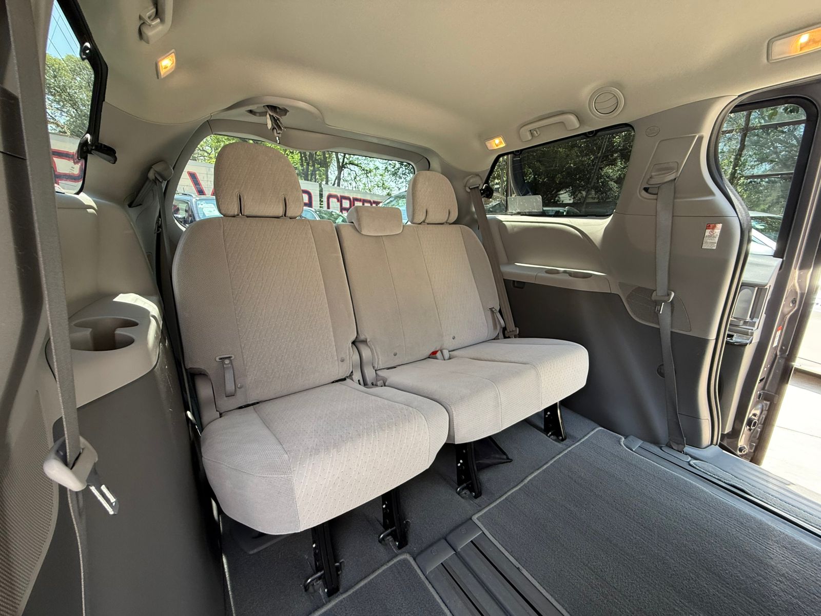Toyota Sienna XLE  2020