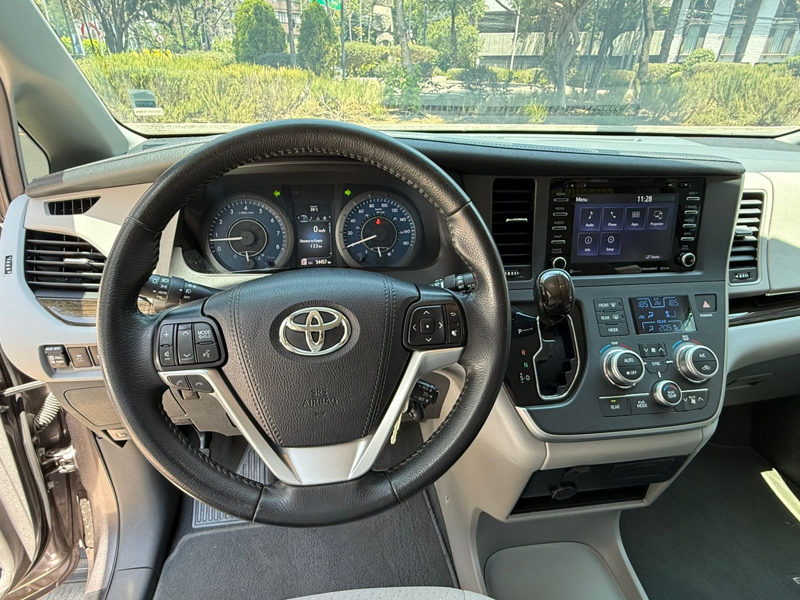 Toyota Sienna XLE  2020