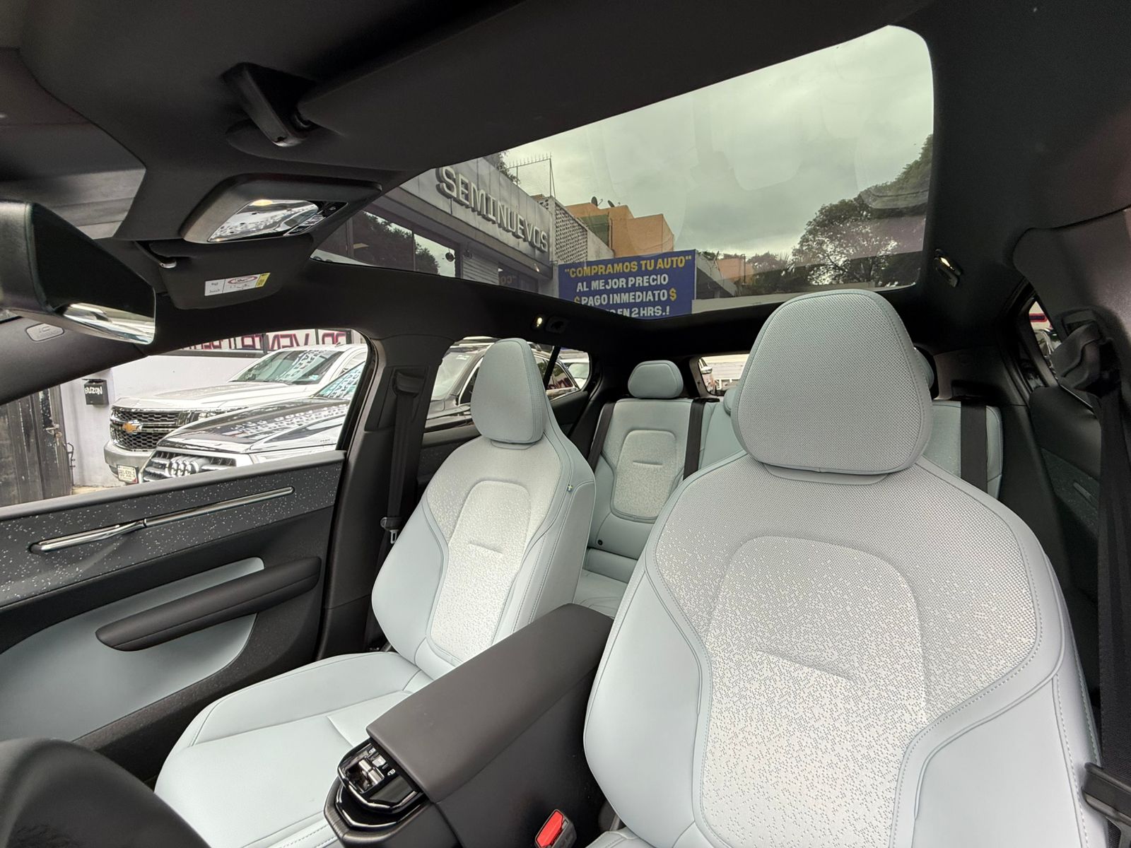 Volvo EX30 ULTRA 2025