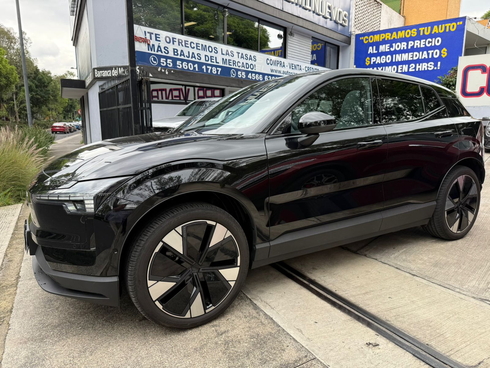 Volvo EX30 ULTRA 2025