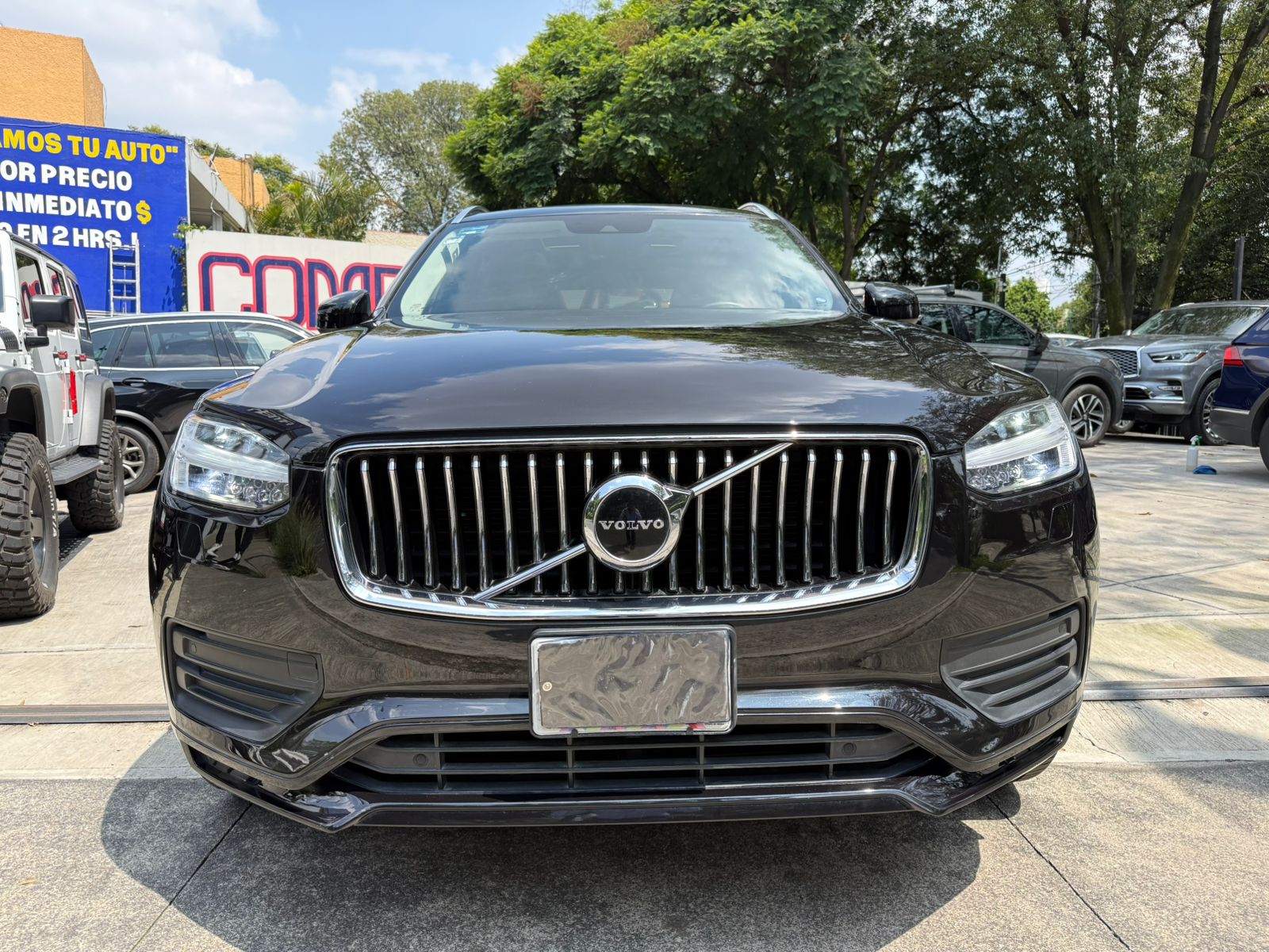 Volvo XC90 Momentum 2021
