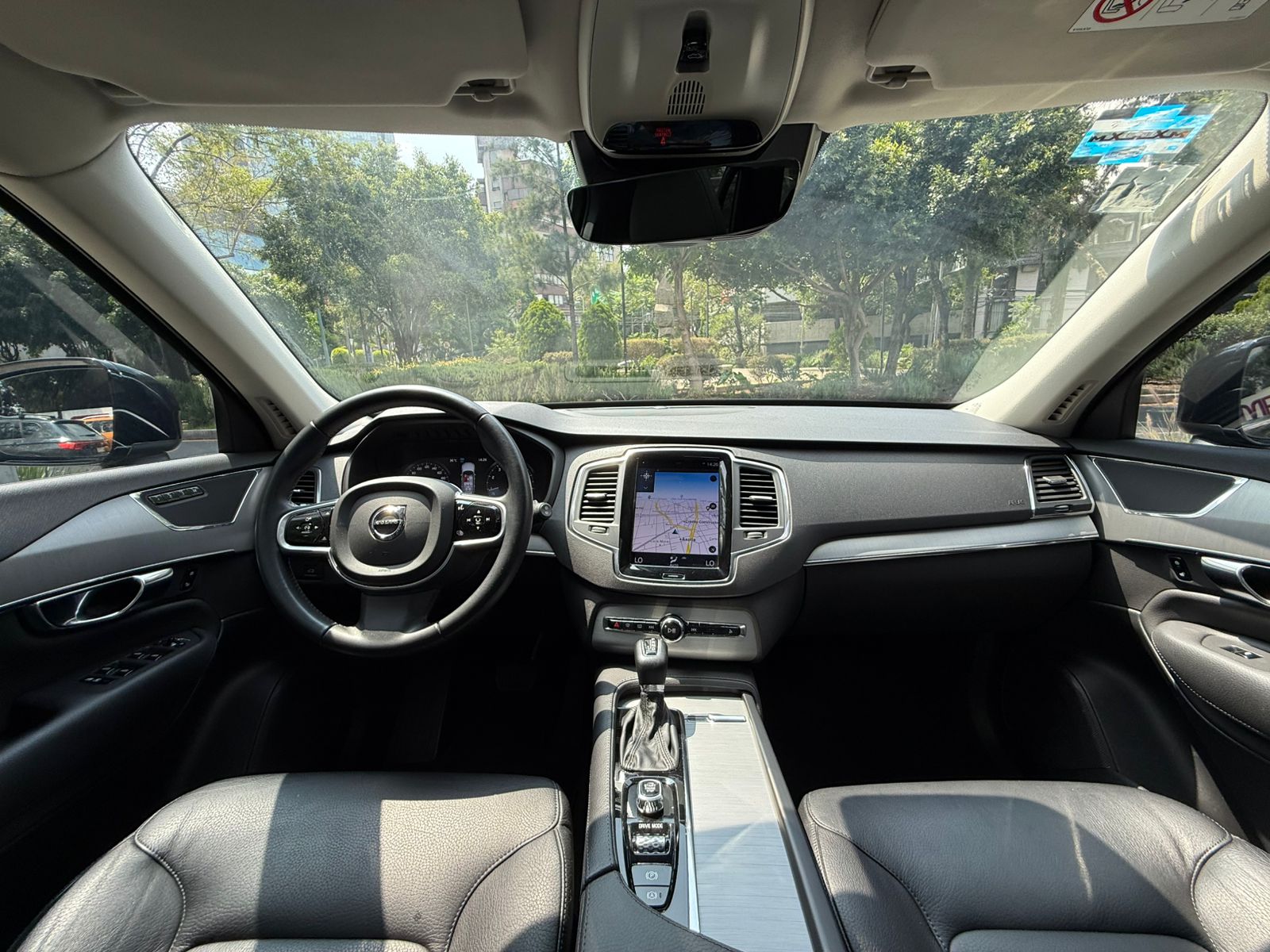 Volvo XC90 Momentum 2021