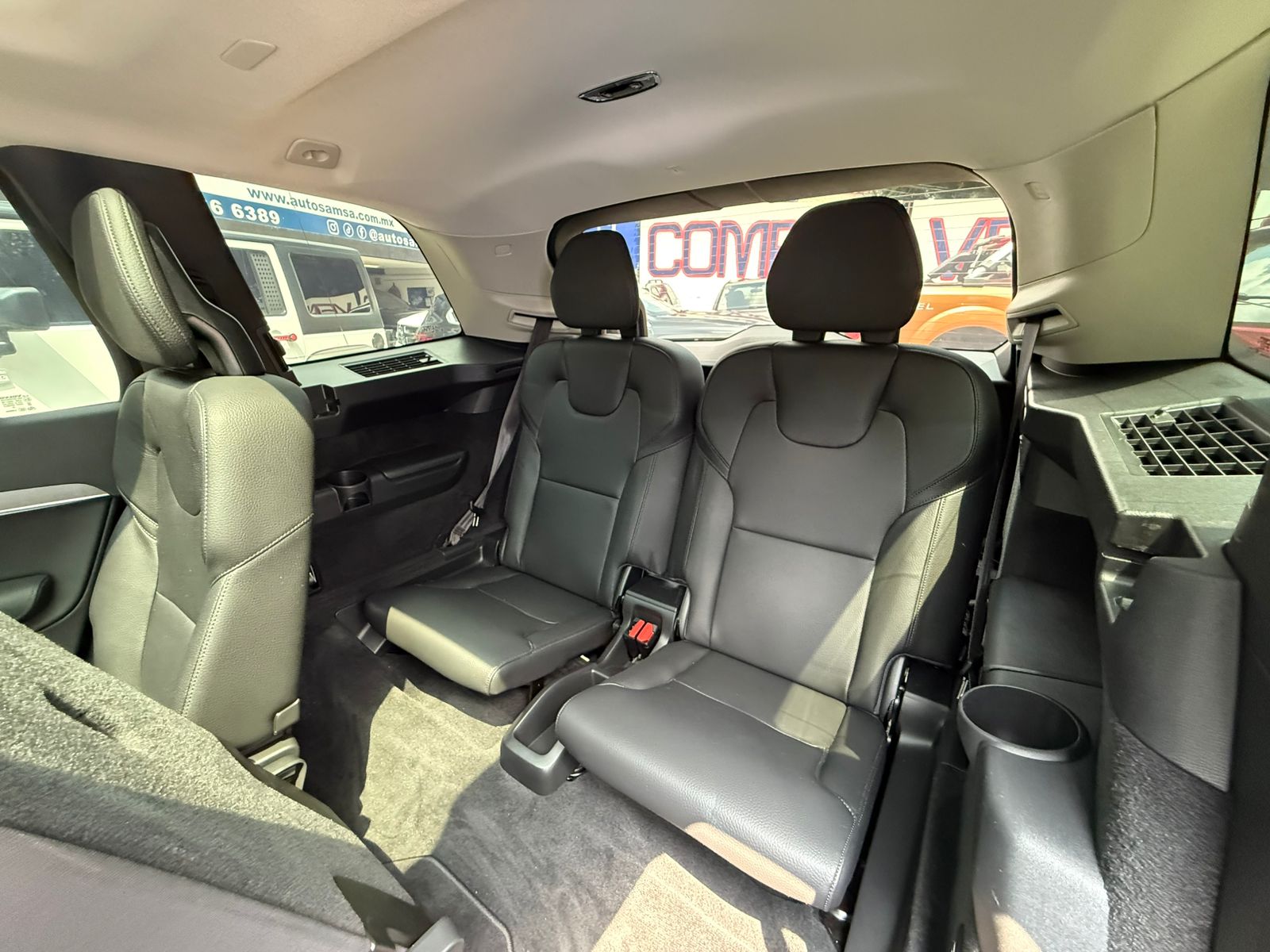 Volvo XC90 Momentum 2021
