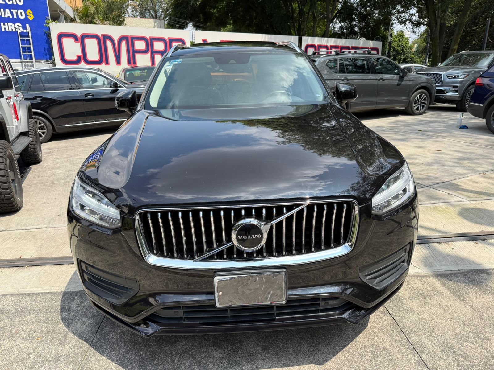 Volvo XC90 Momentum 2021