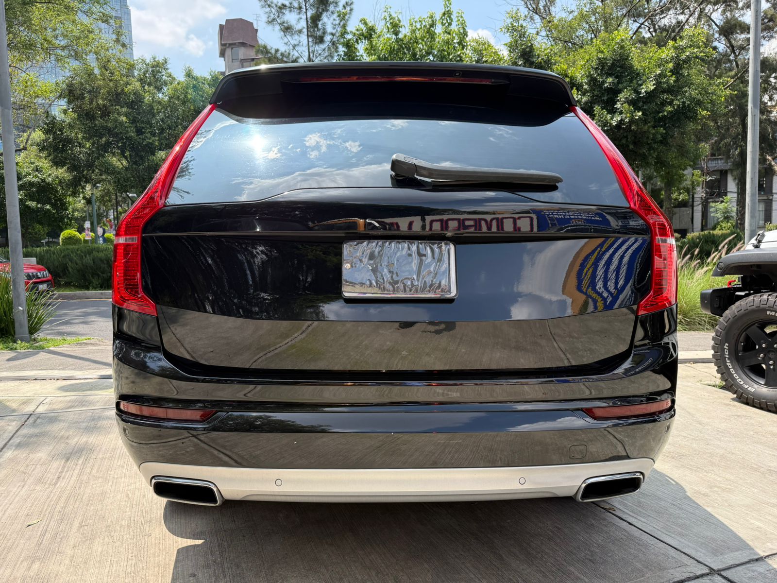Volvo XC90 Momentum 2021